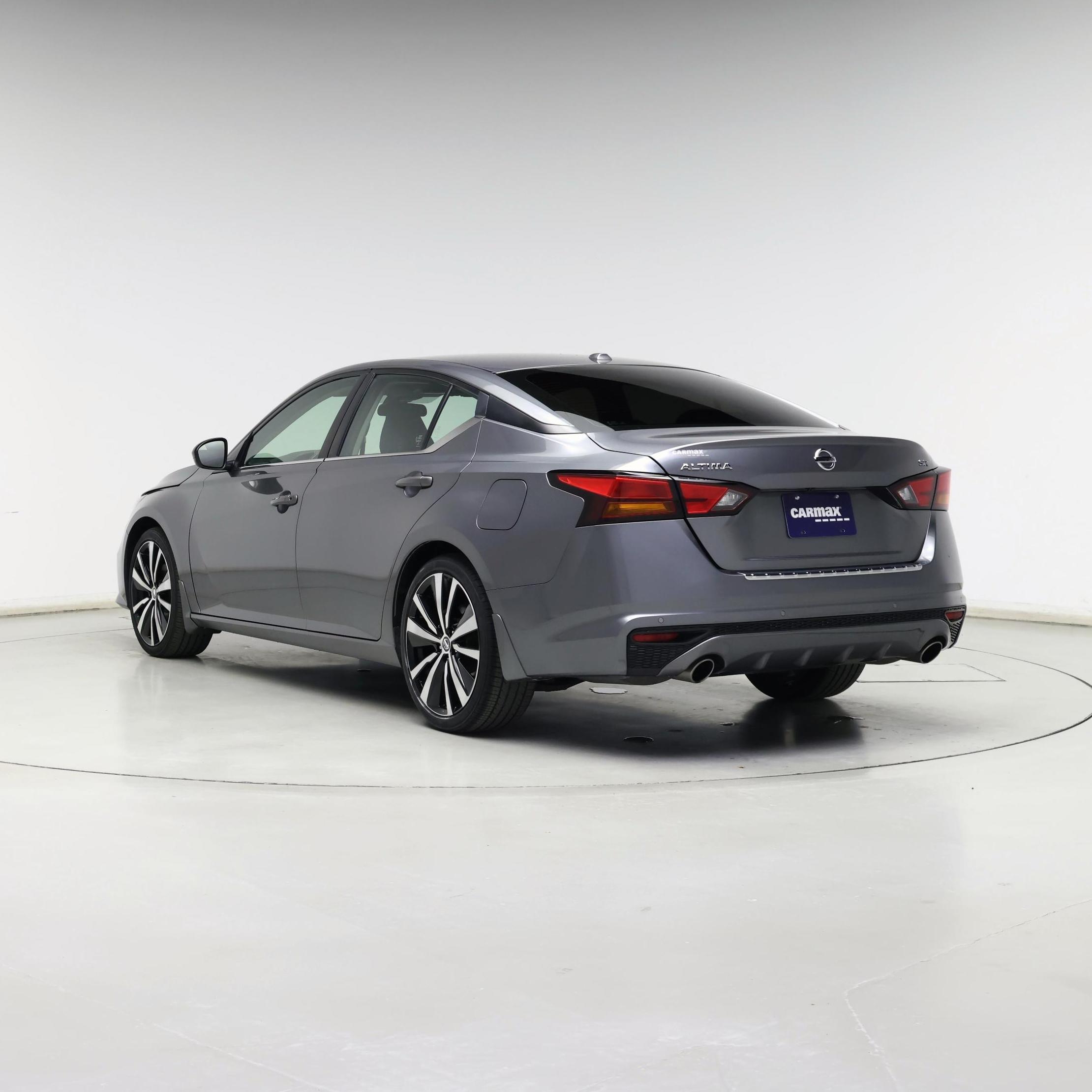 Thumbnail: 2022 Nissan Altima - 2