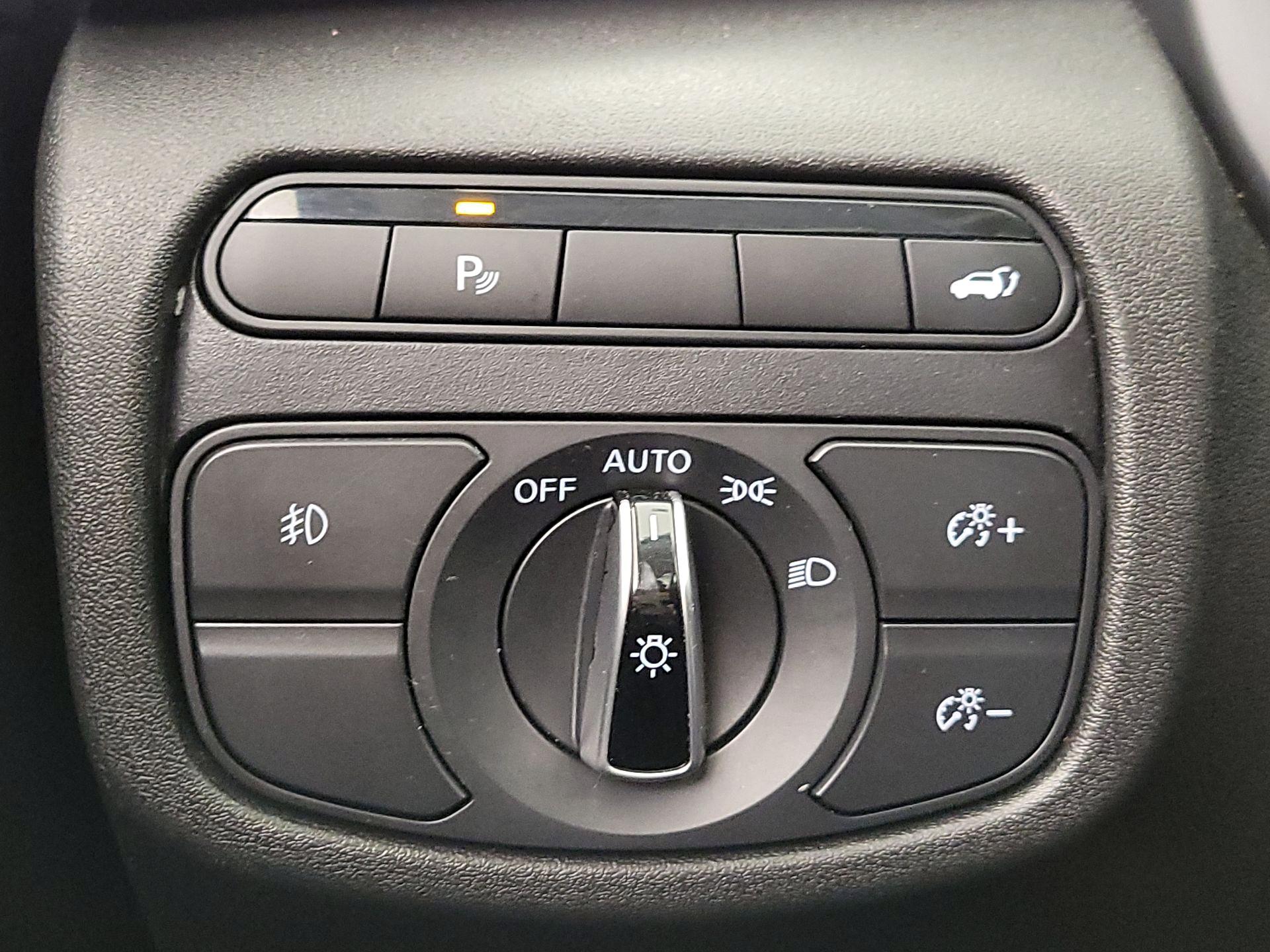 Thumbnail: 2020 INFINITI QX50 - 13