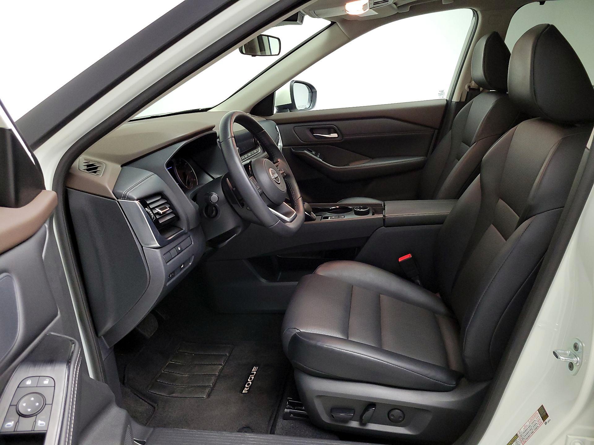 Thumbnail: 2023 Nissan Rogue - 11