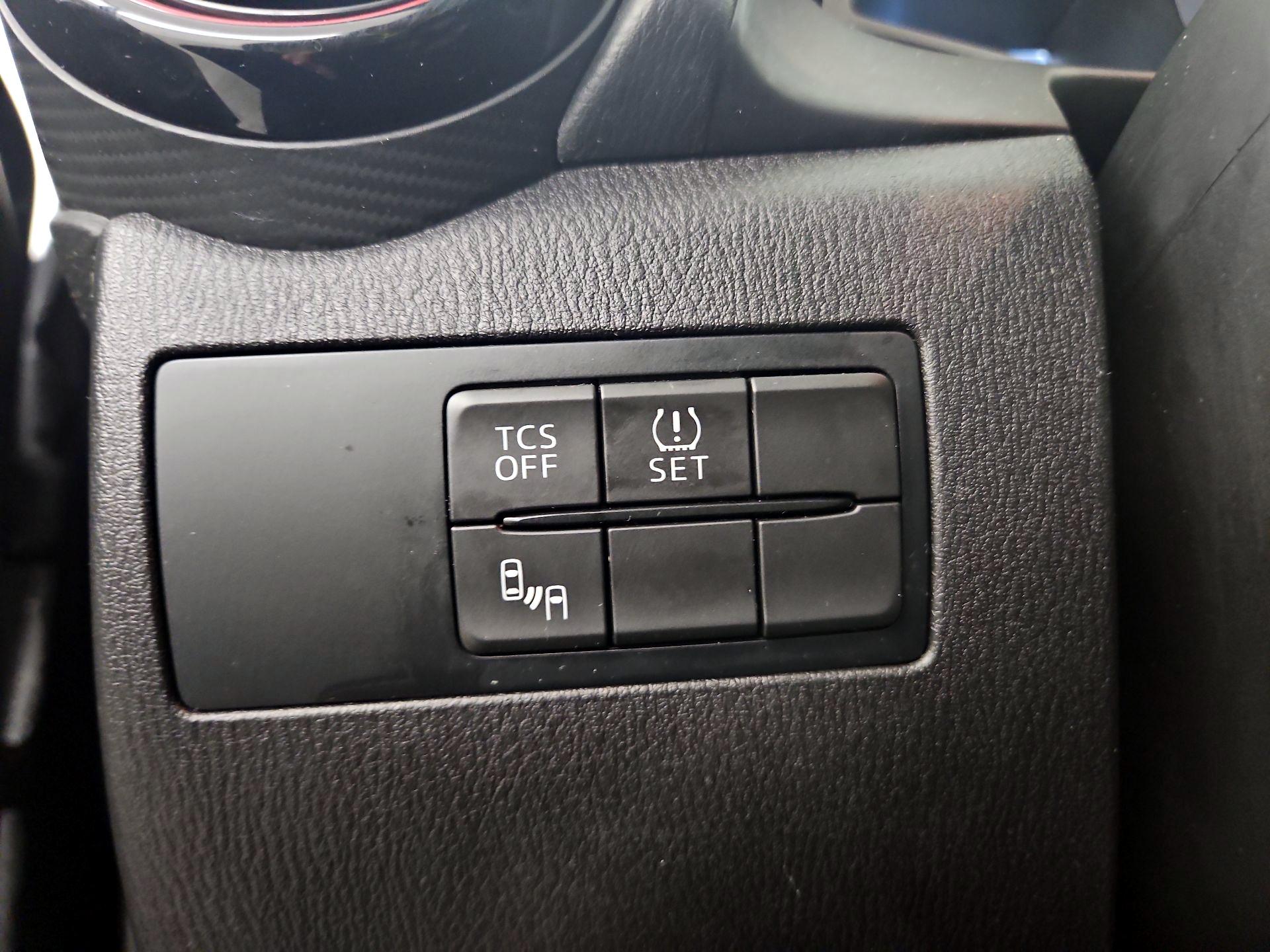 Thumbnail: 2017 Mazda CX-3 - 13