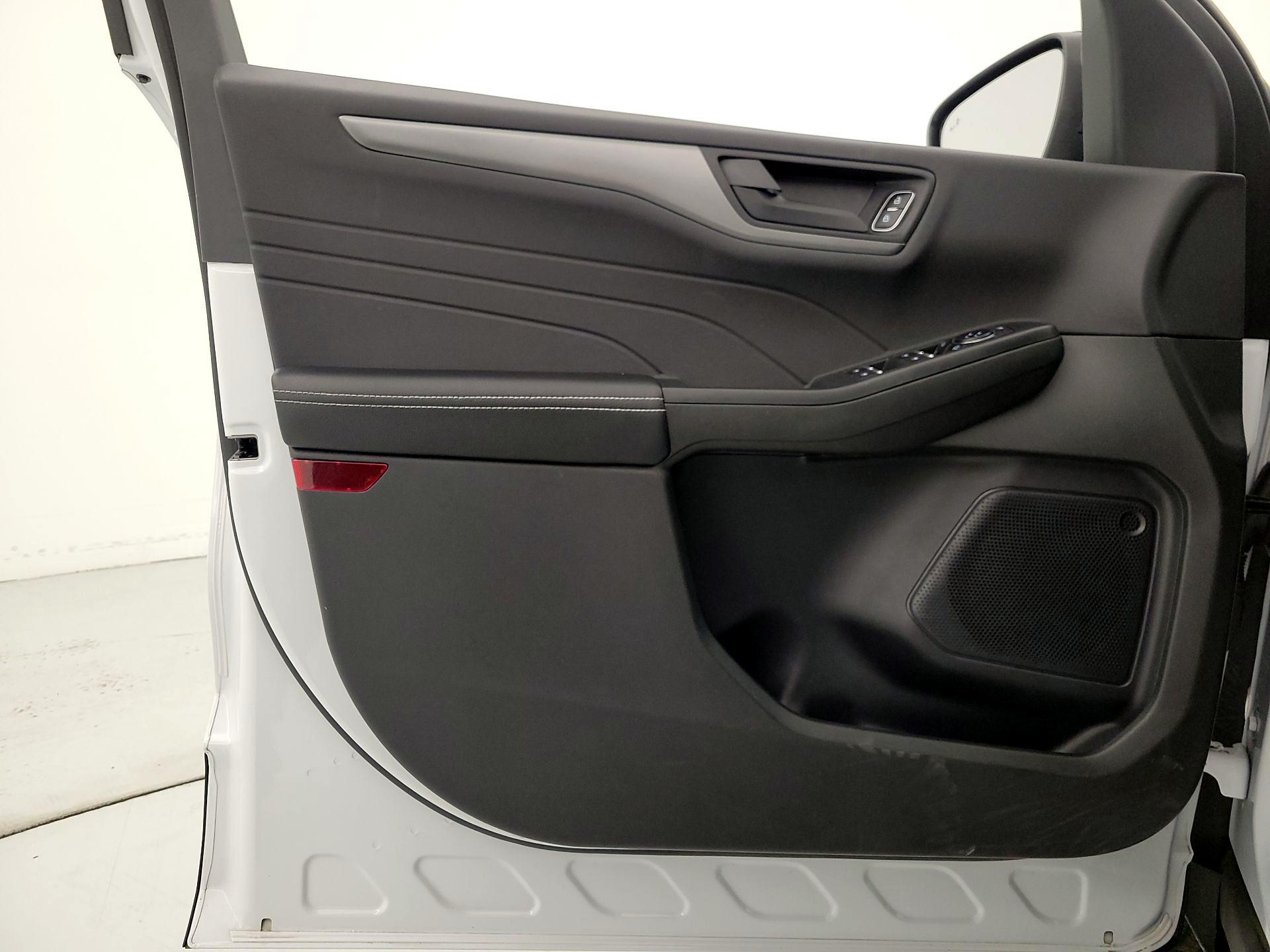 Thumbnail: 2023 Ford Escape - 12