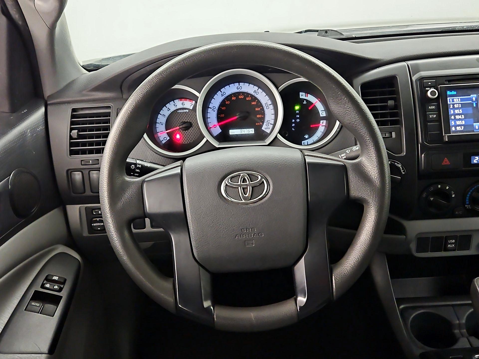 Thumbnail: 2014 Toyota Tacoma - 10