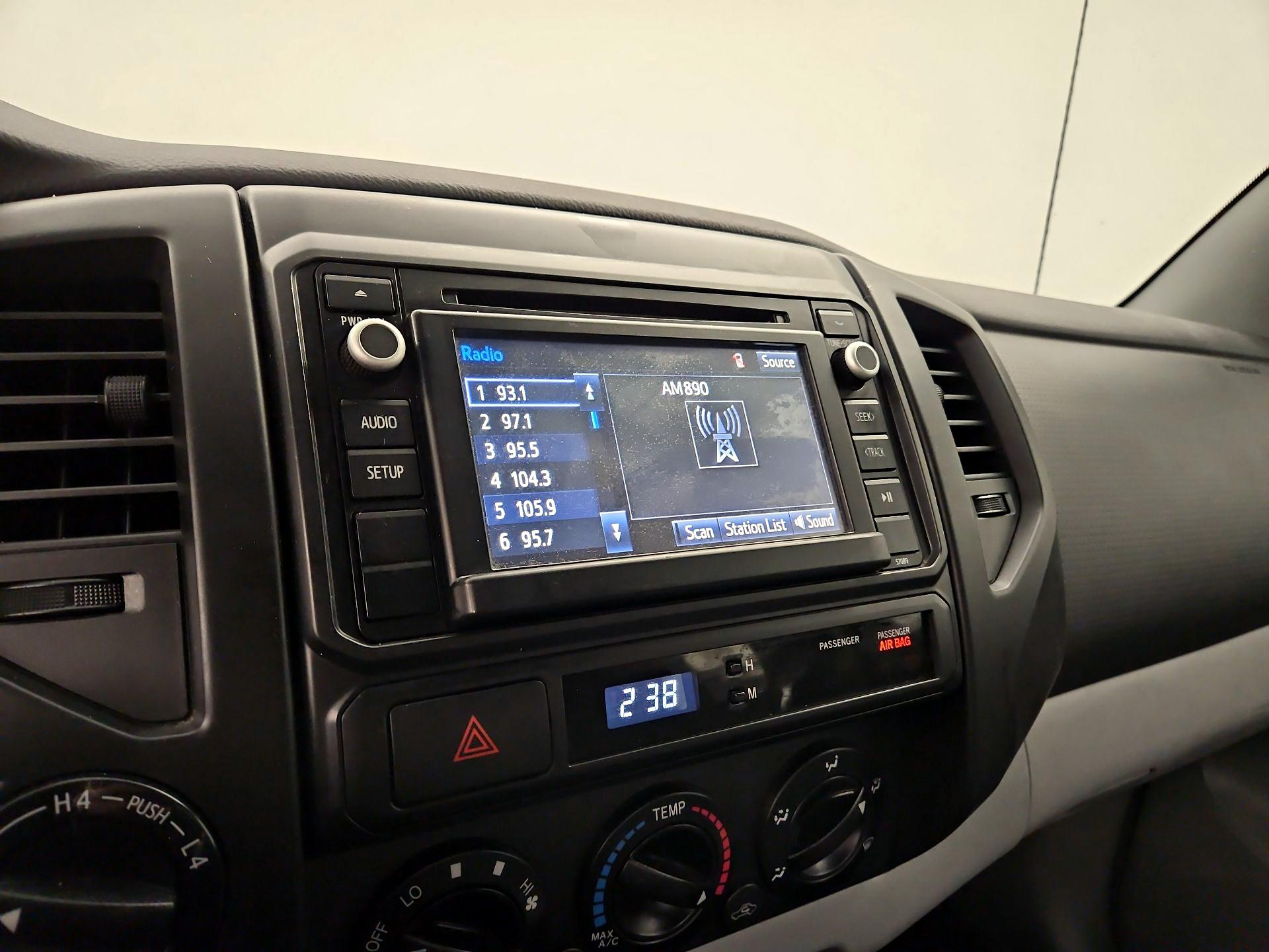 Thumbnail: 2014 Toyota Tacoma - 14