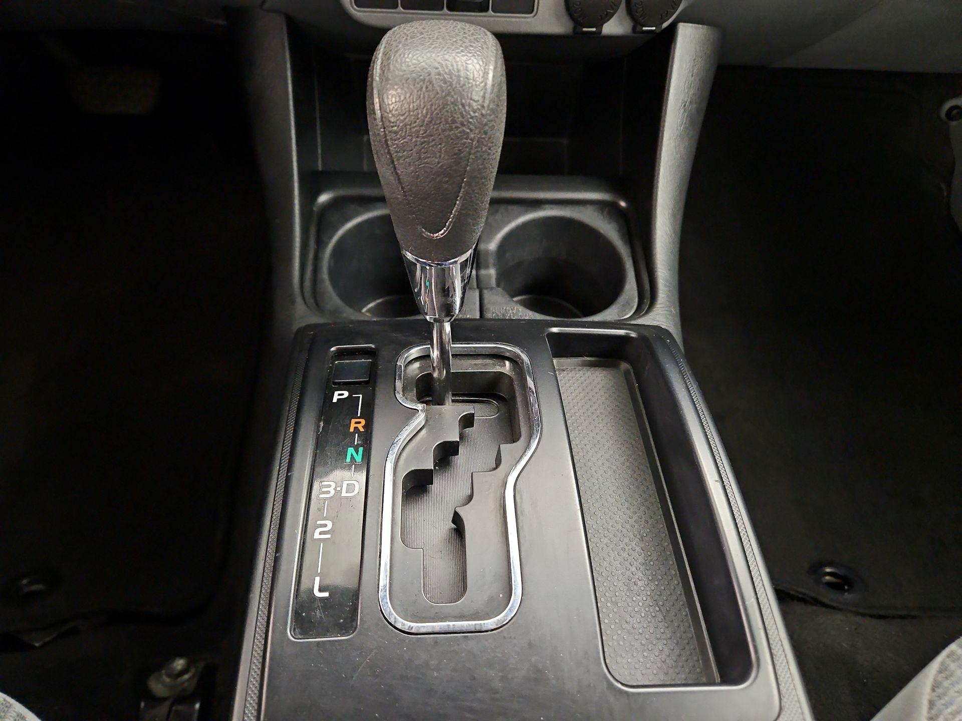 Thumbnail: 2014 Toyota Tacoma - 16