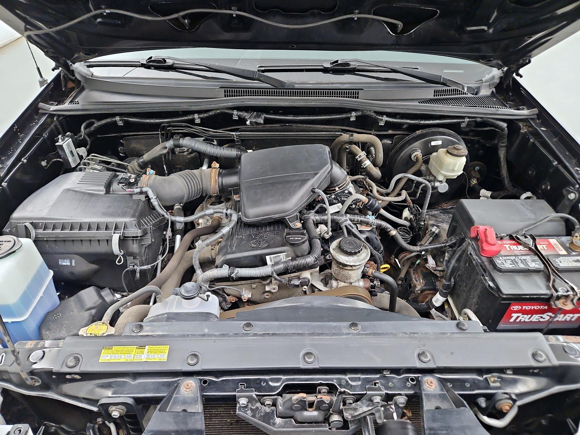 Thumbnail: 2014 Toyota Tacoma - 20