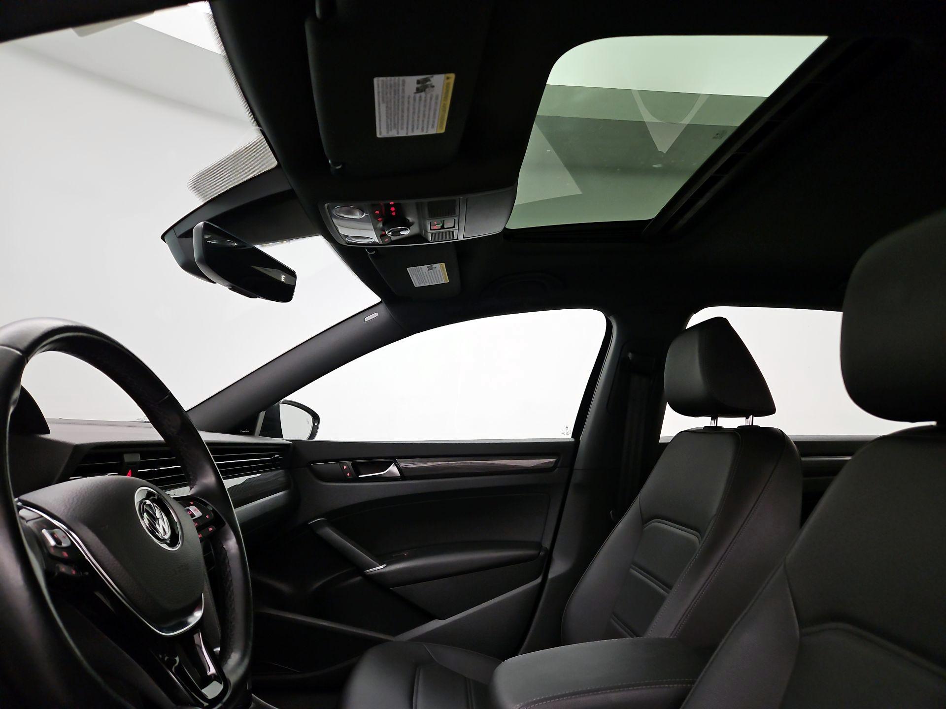 Thumbnail: 2021 Volkswagen Passat - 20