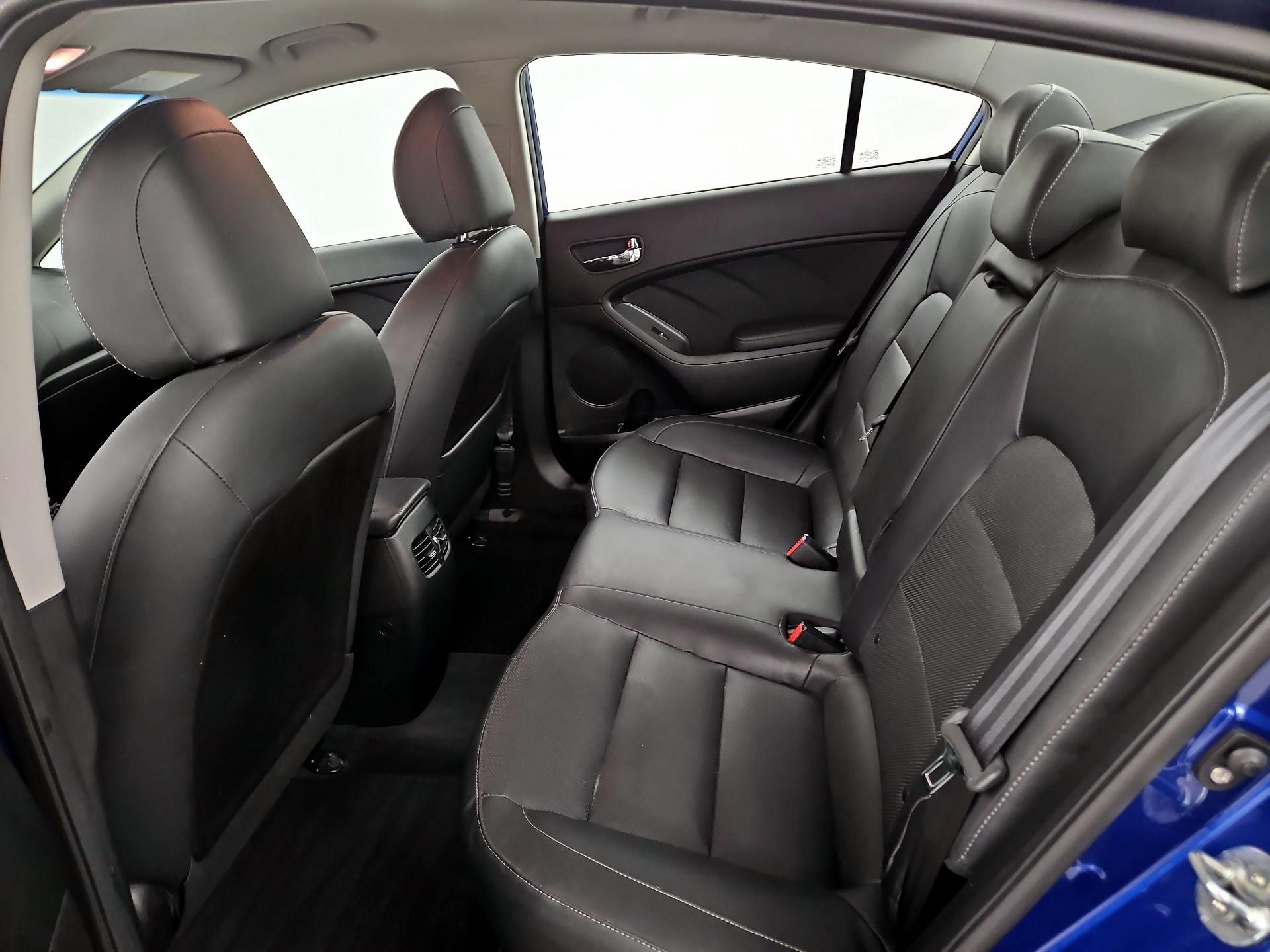 Thumbnail: 2017 Kia Forte - 19