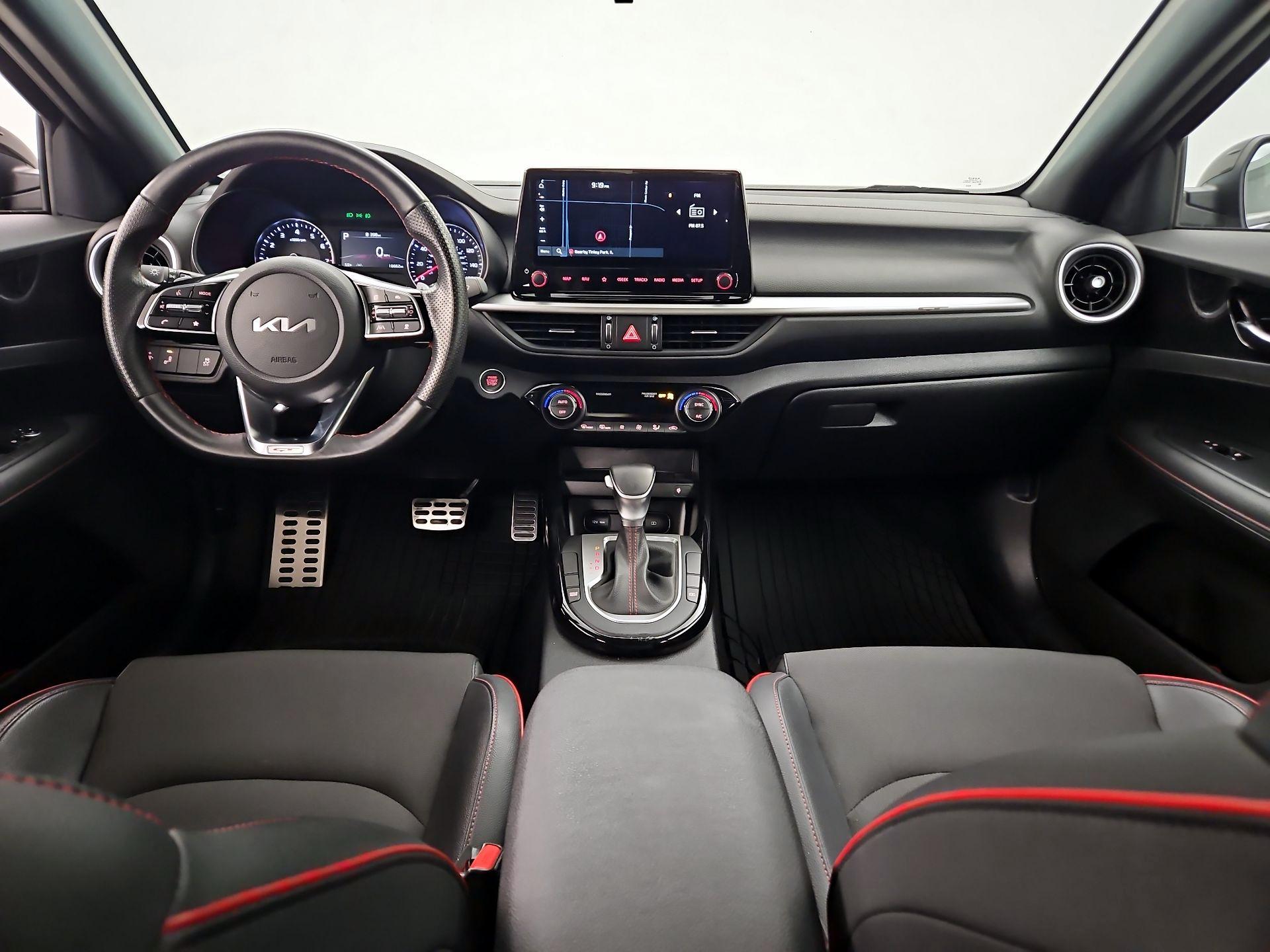 Thumbnail: 2024 Kia Forte - 9