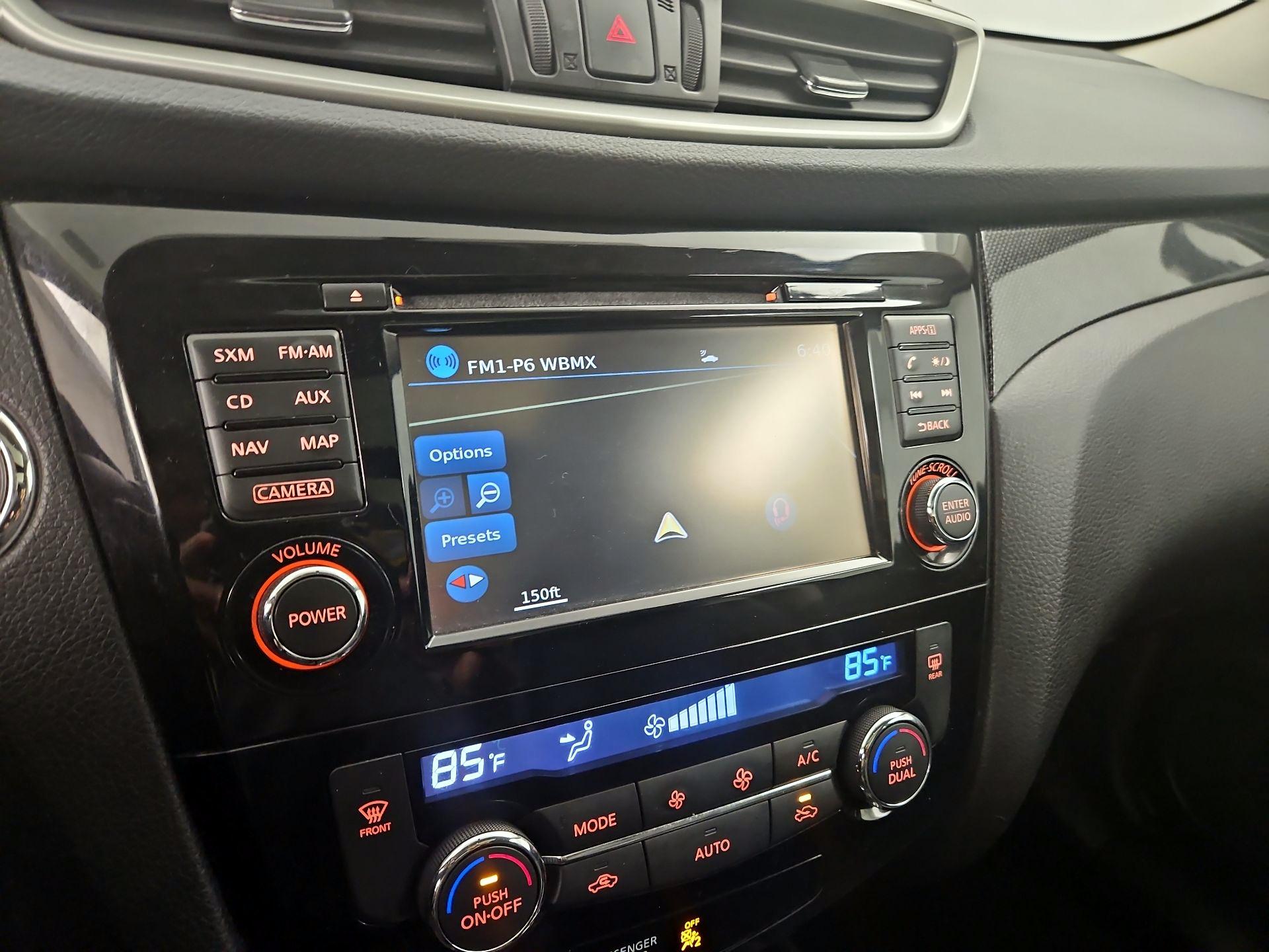 Thumbnail: 2016 Nissan Rogue - 14