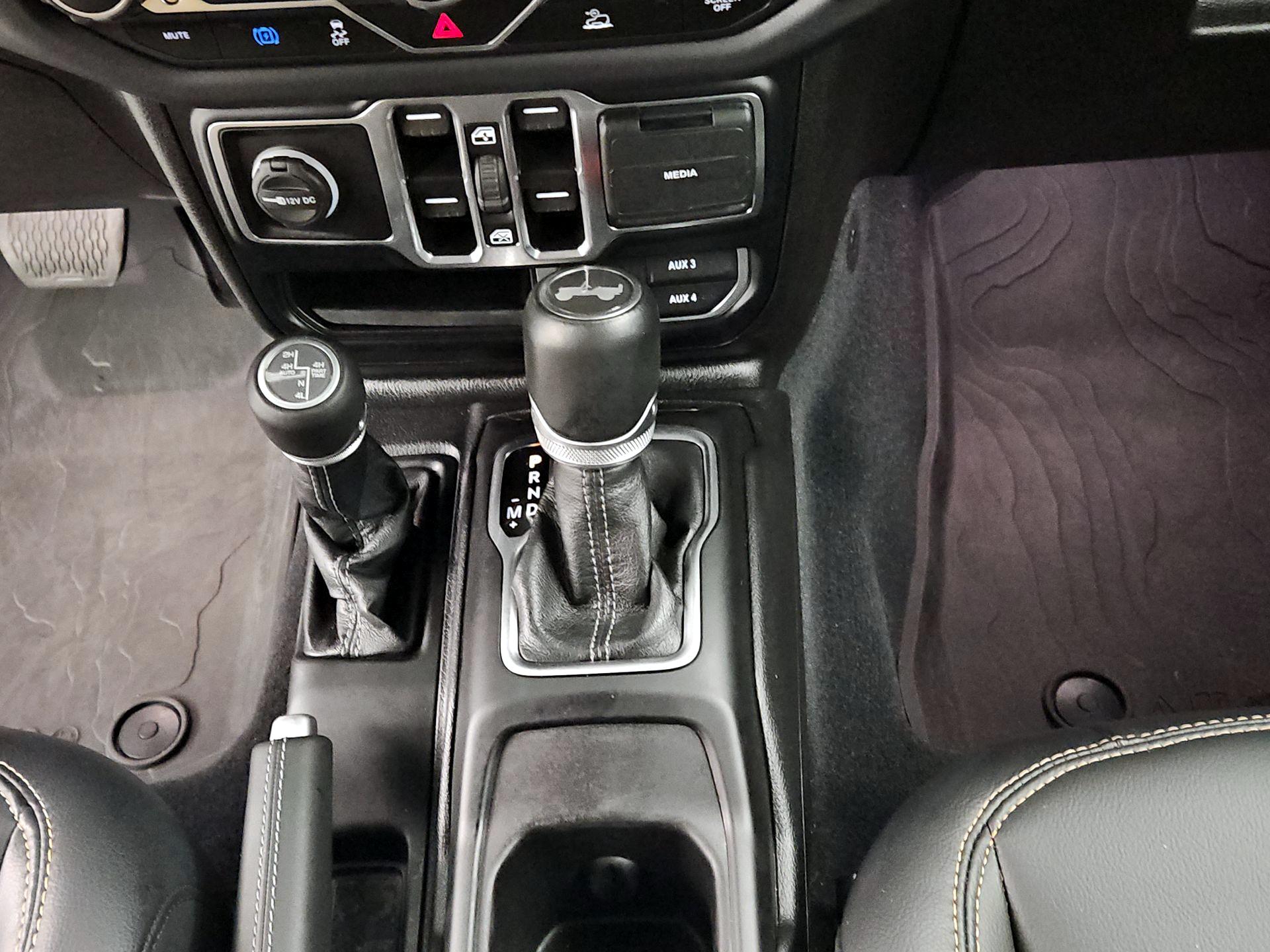 Thumbnail: 2024 Jeep Wrangler - 18