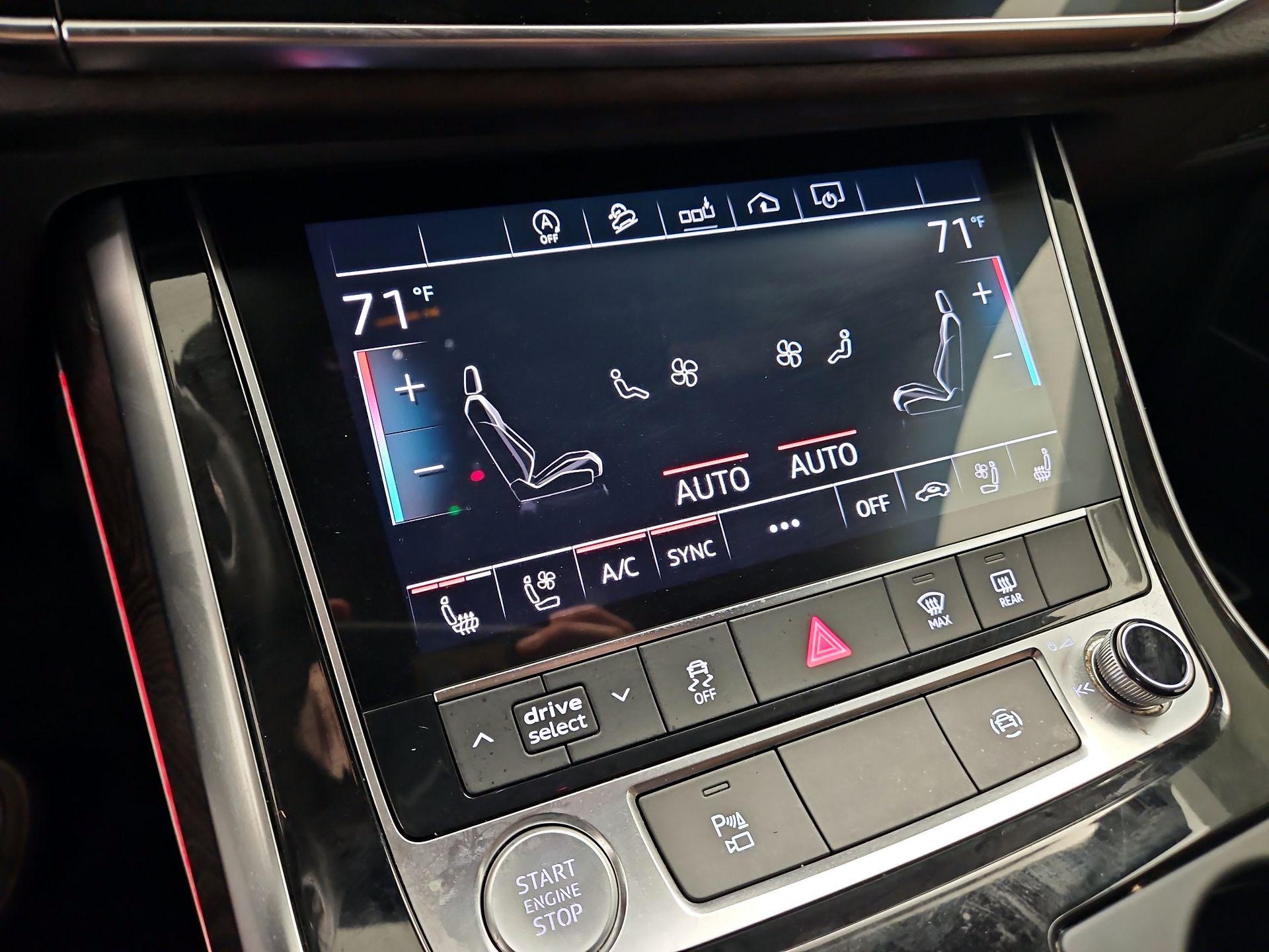 Thumbnail: 2020 Audi Q8 - 17