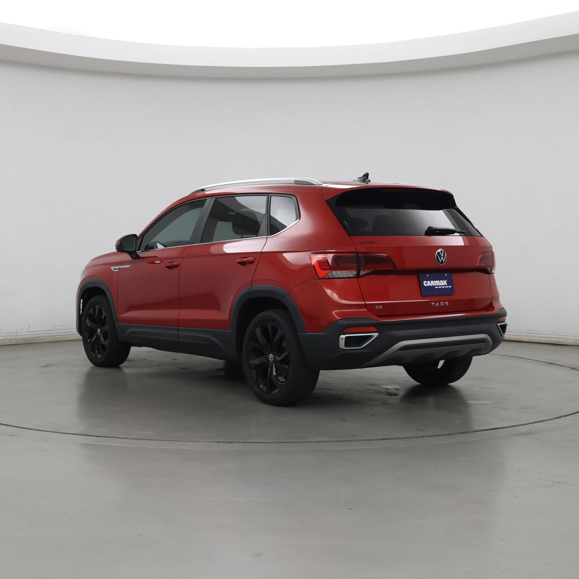 Thumbnail: 2022 Volkswagen Taos - 2