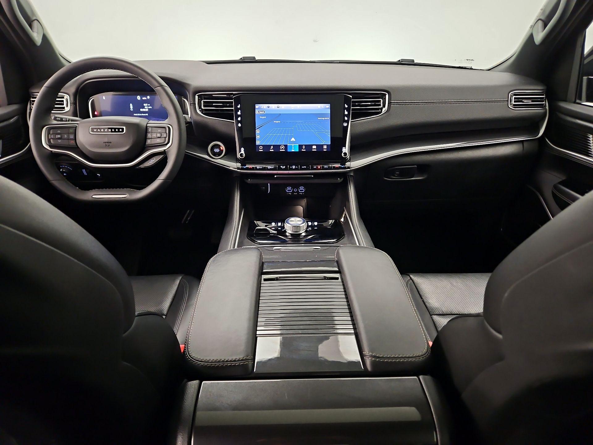 Thumbnail: 2022 Jeep Wagoneer - 9