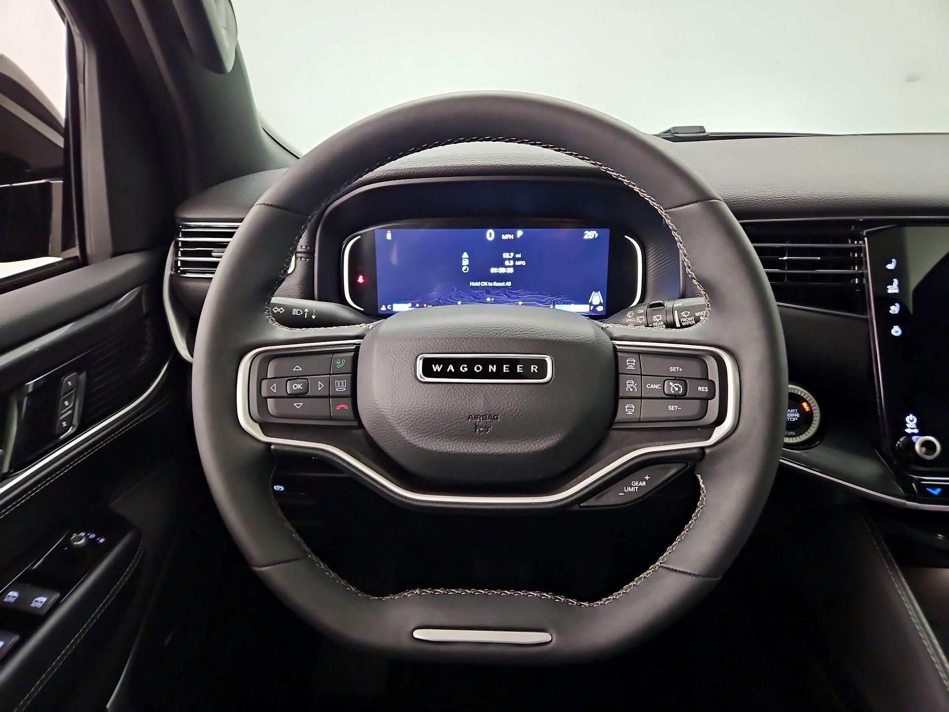 Thumbnail: 2022 Jeep Wagoneer - 10