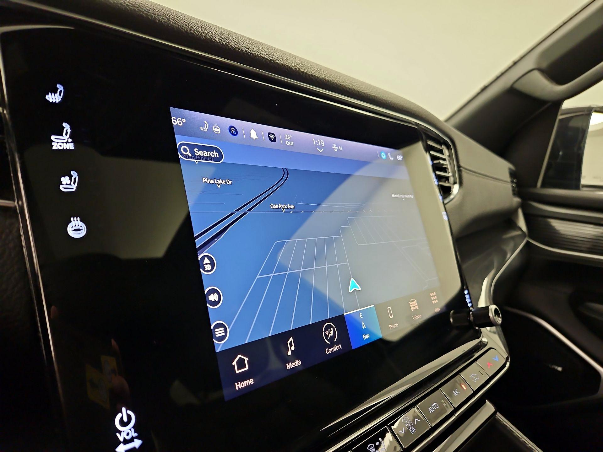 Thumbnail: 2022 Jeep Wagoneer - 14