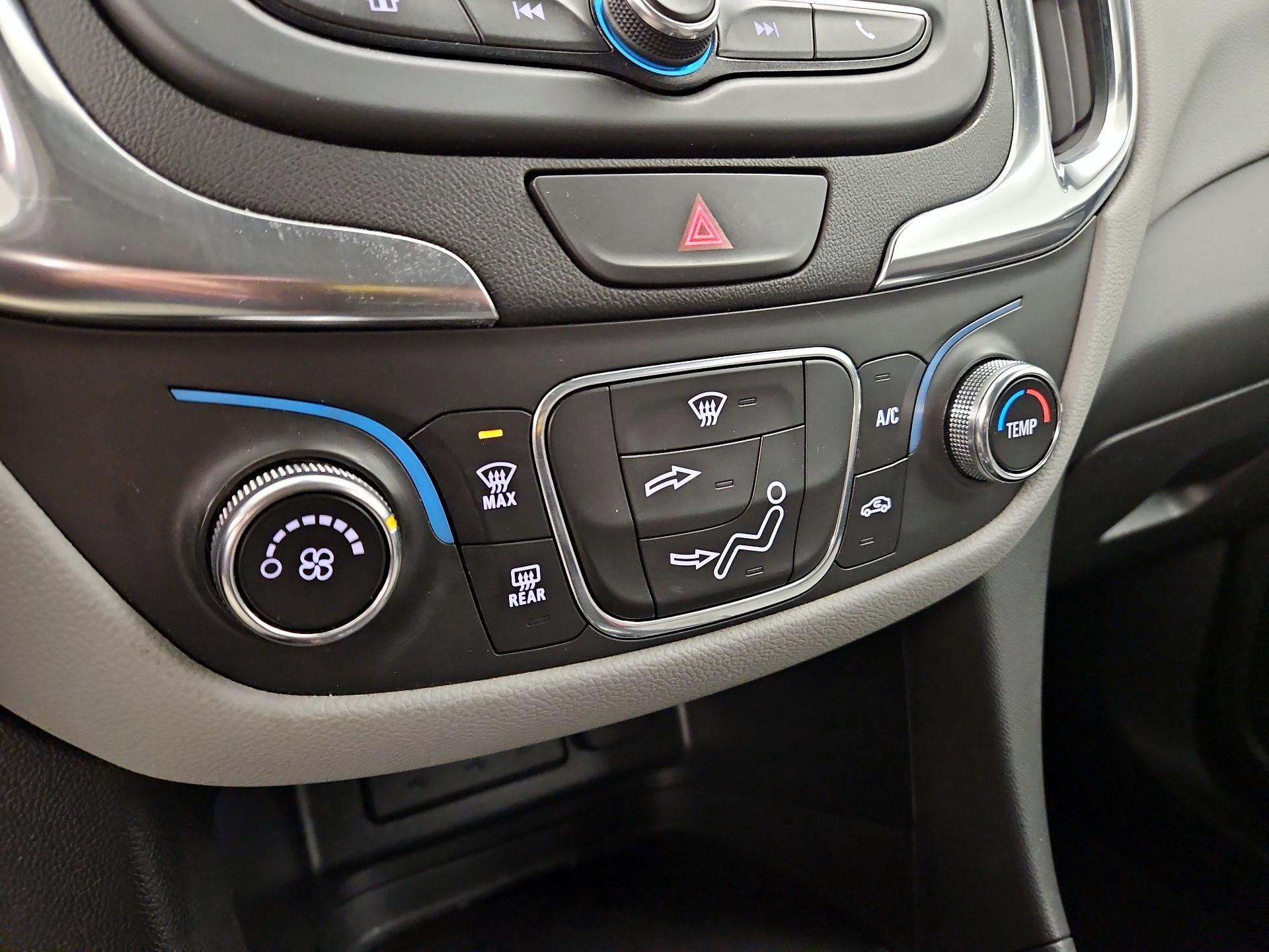 Thumbnail: 2021 Chevrolet Equinox - 16