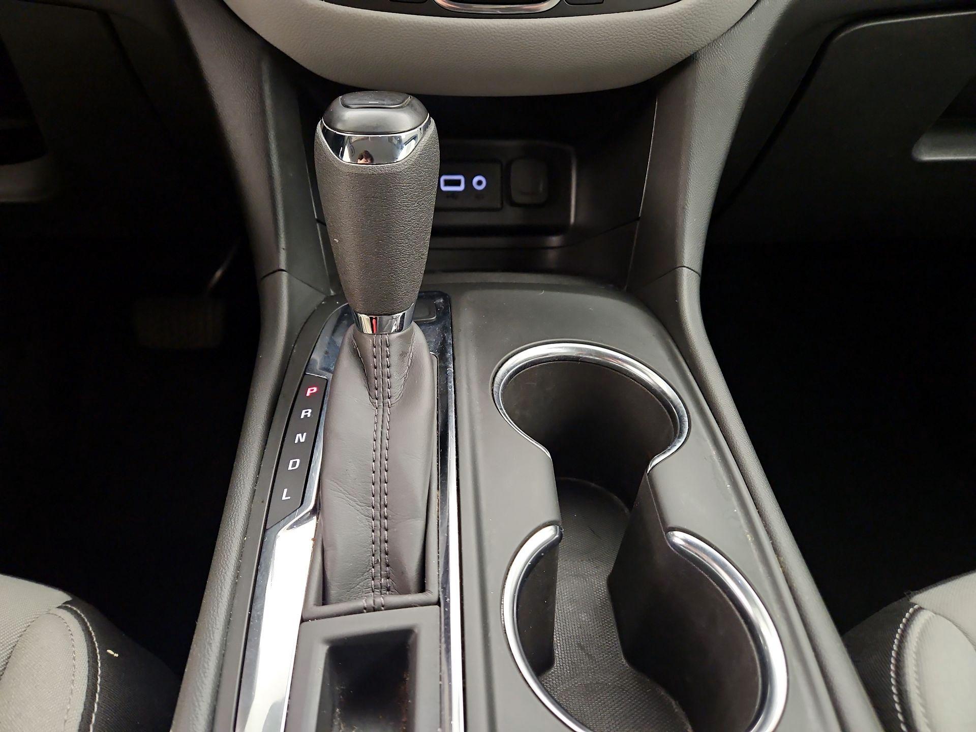 Thumbnail: 2021 Chevrolet Equinox - 17