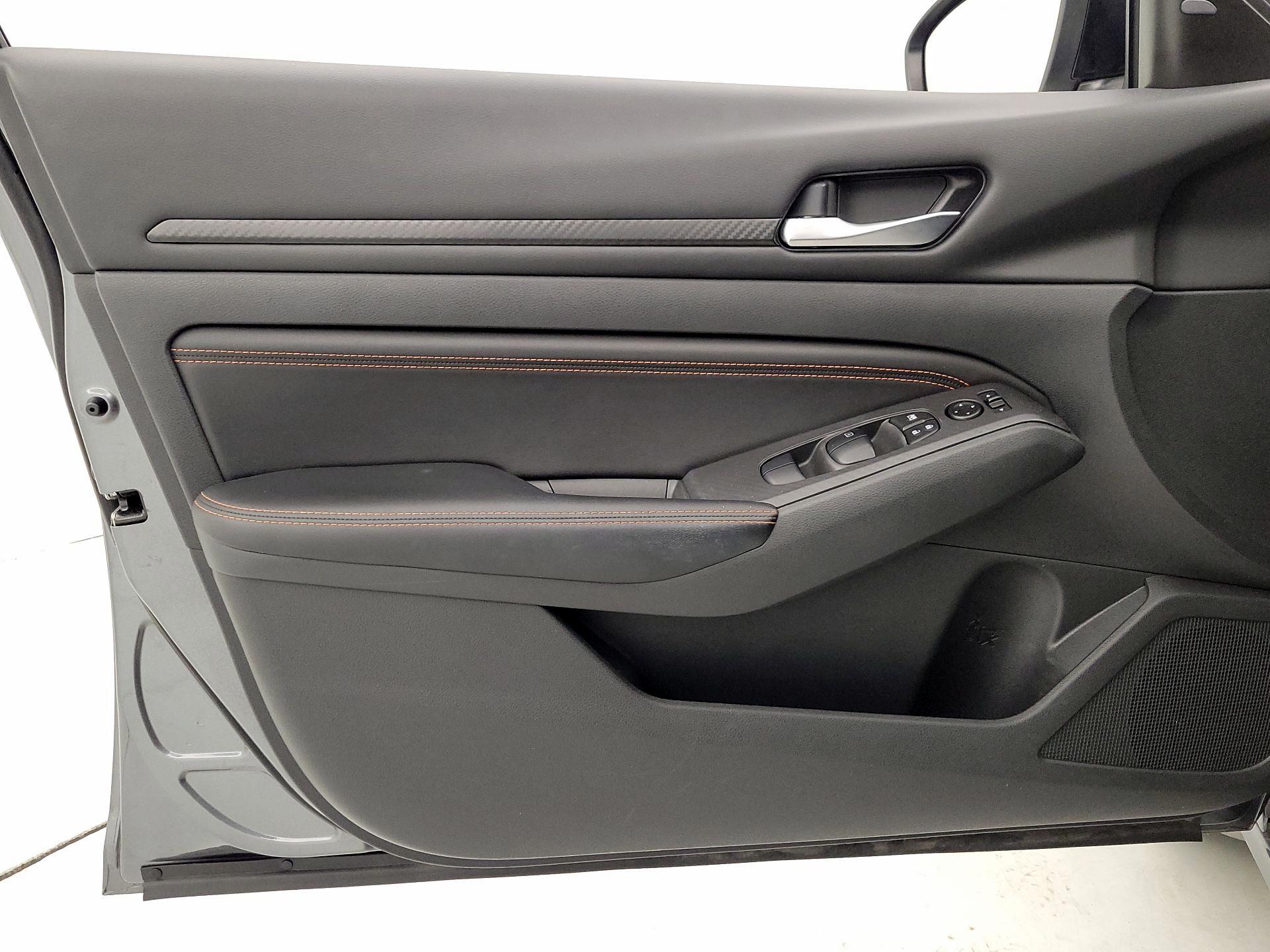 Thumbnail: 2022 Nissan Altima - 12