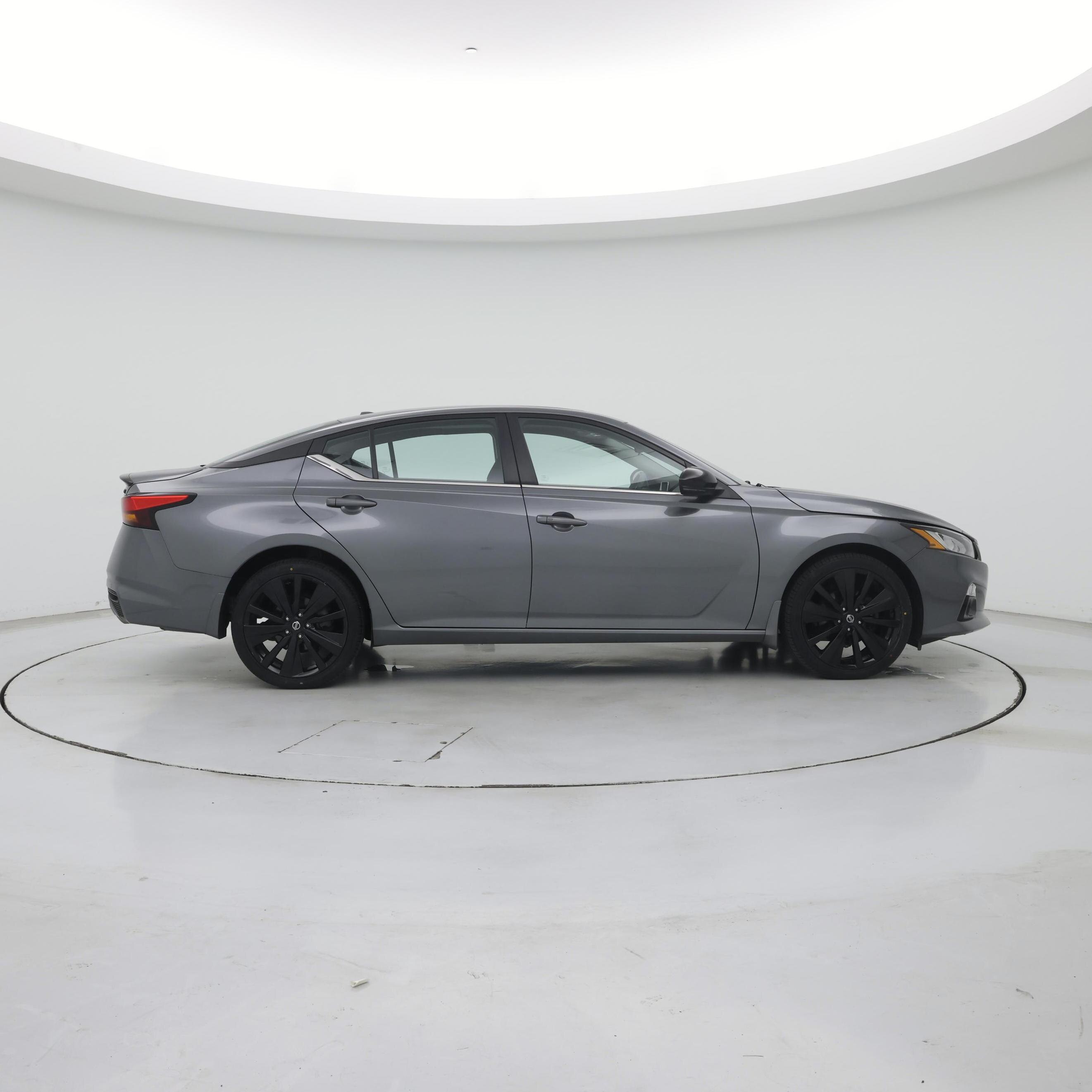 Thumbnail: 2022 Nissan Altima - 7