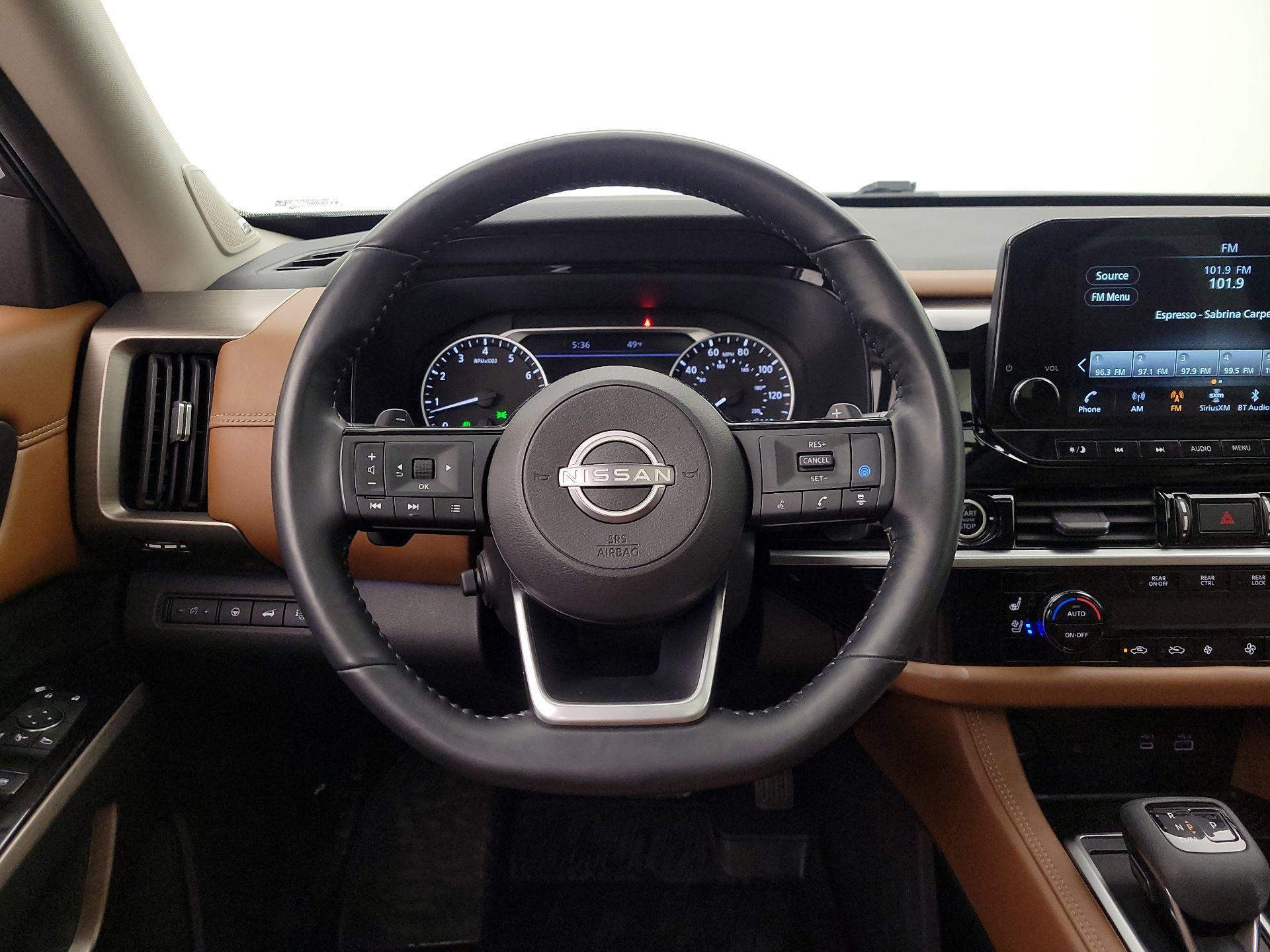 Thumbnail: 2022 Nissan Pathfinder - 10