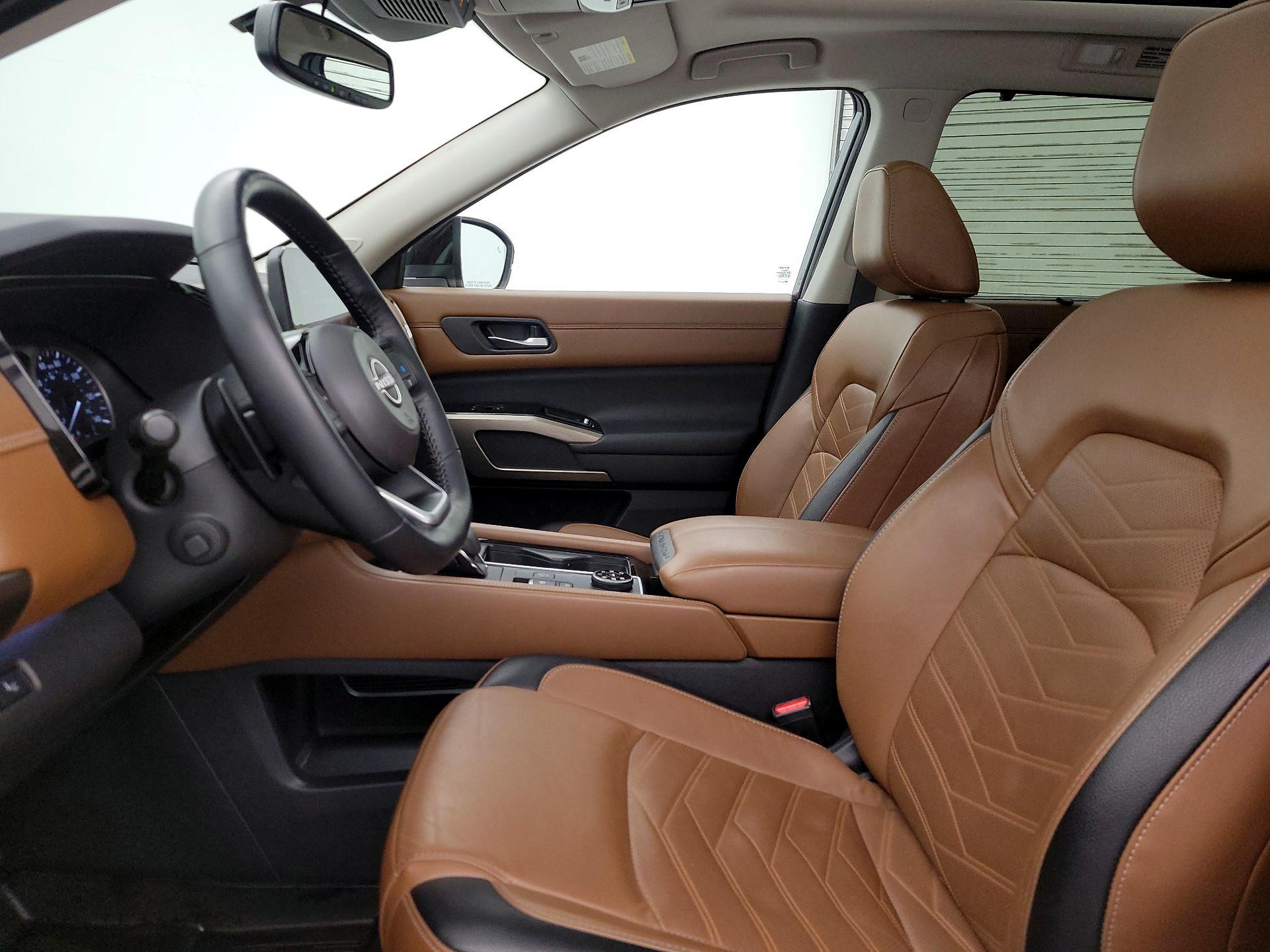 Thumbnail: 2022 Nissan Pathfinder - 11