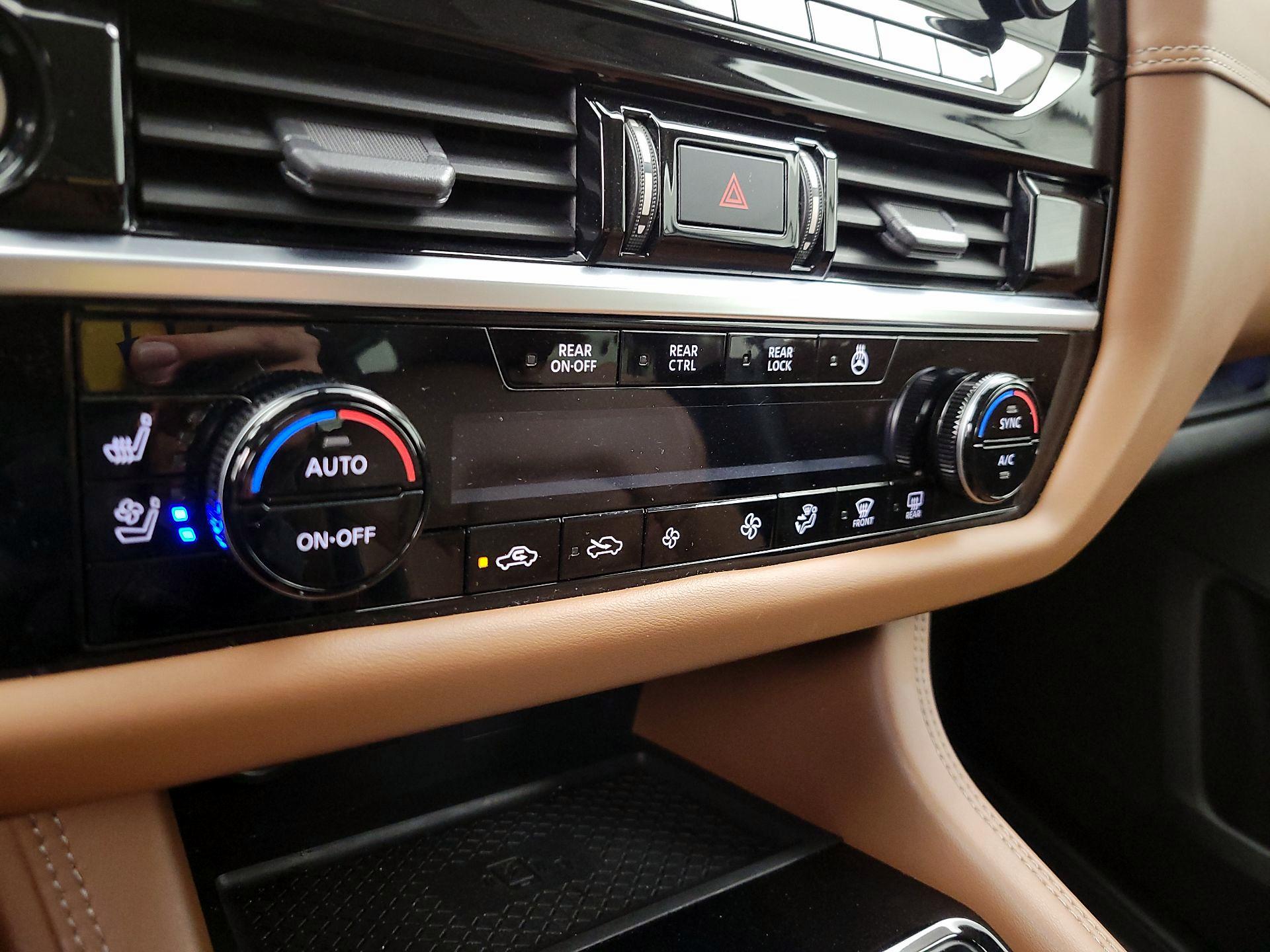 Thumbnail: 2022 Nissan Pathfinder - 17