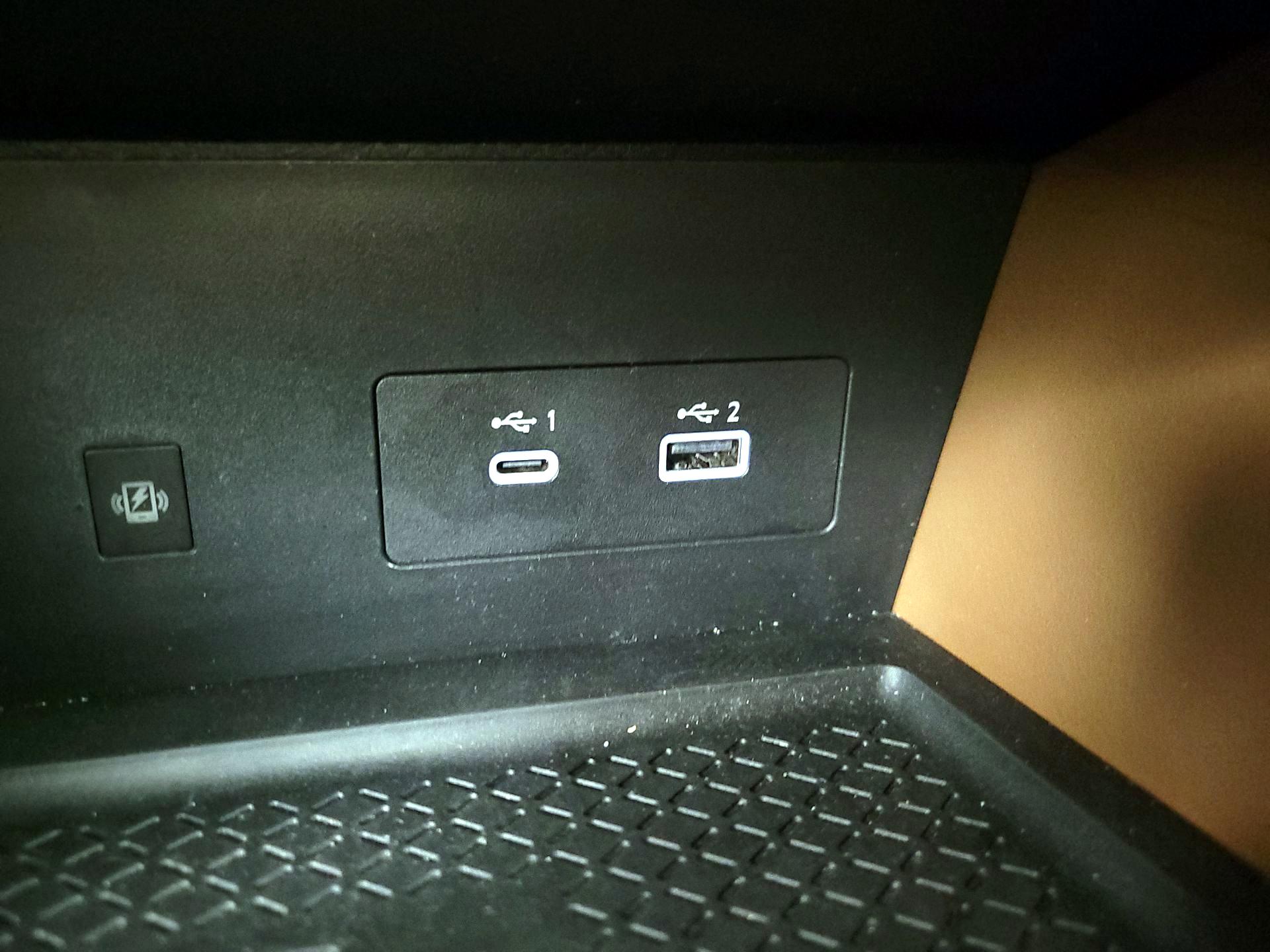 Thumbnail: 2022 Nissan Pathfinder - 19