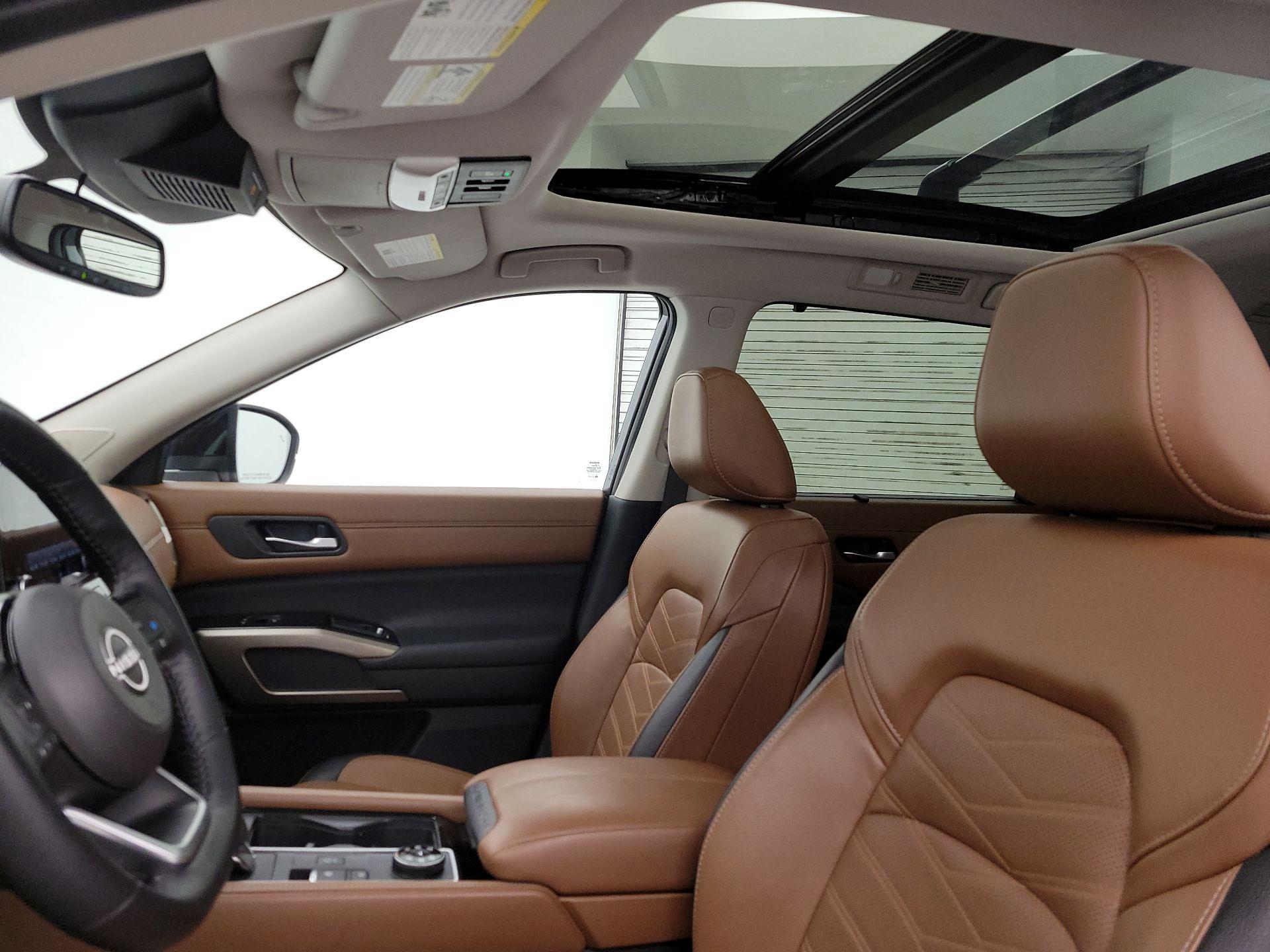 Thumbnail: 2022 Nissan Pathfinder - 20