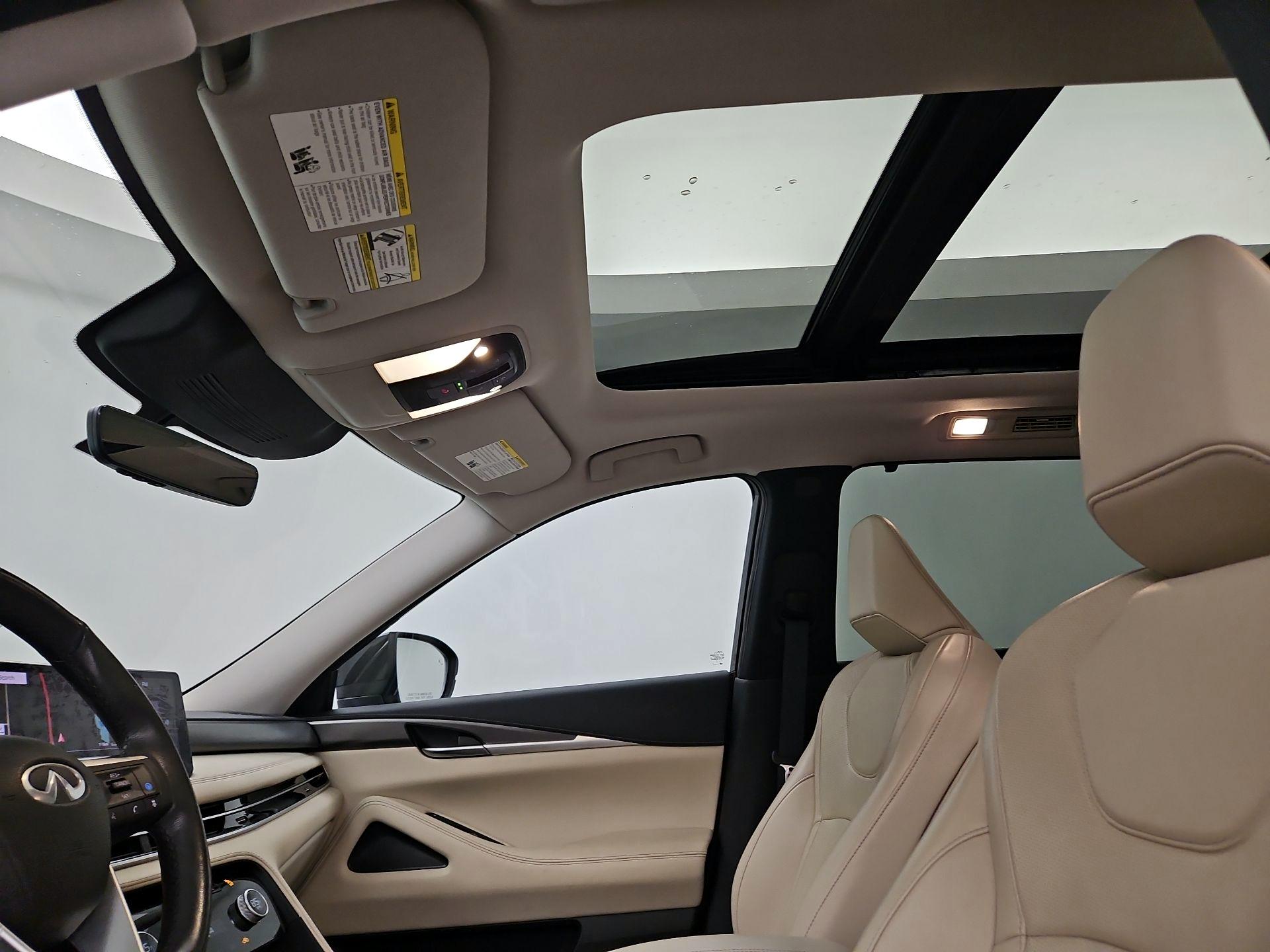 Thumbnail: 2023 INFINITI QX60 - 20