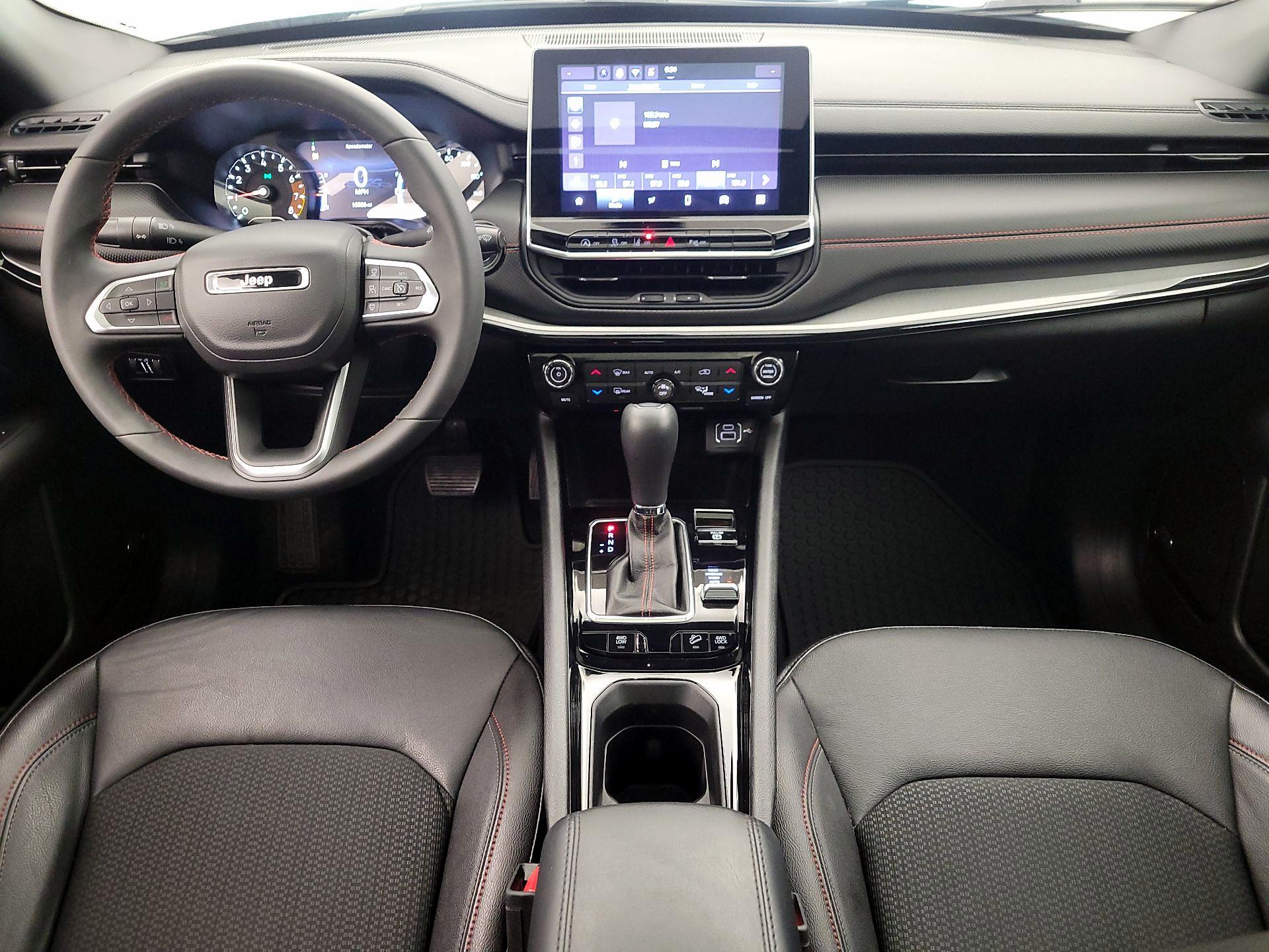 Thumbnail: 2024 Jeep Compass - 9