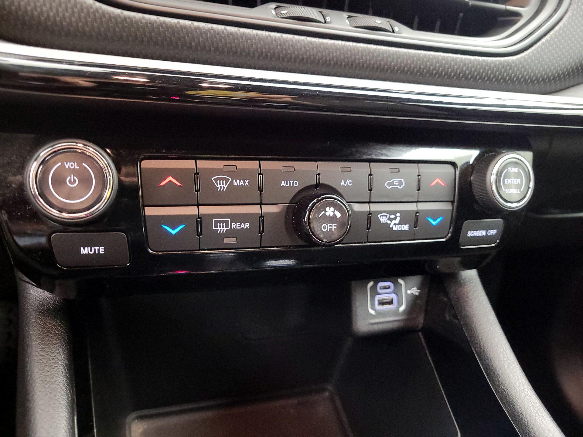 Thumbnail: 2024 Jeep Compass - 16