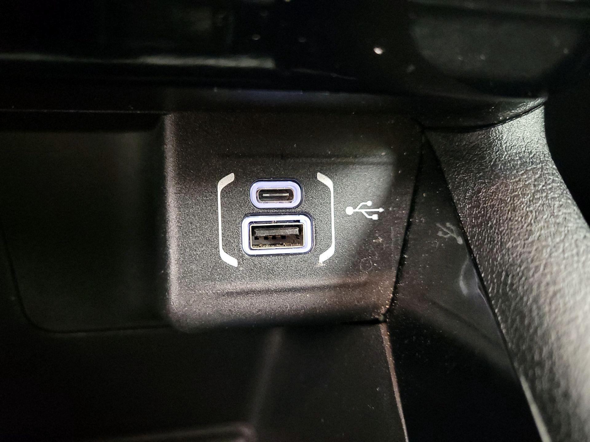 Thumbnail: 2024 Jeep Compass - 18