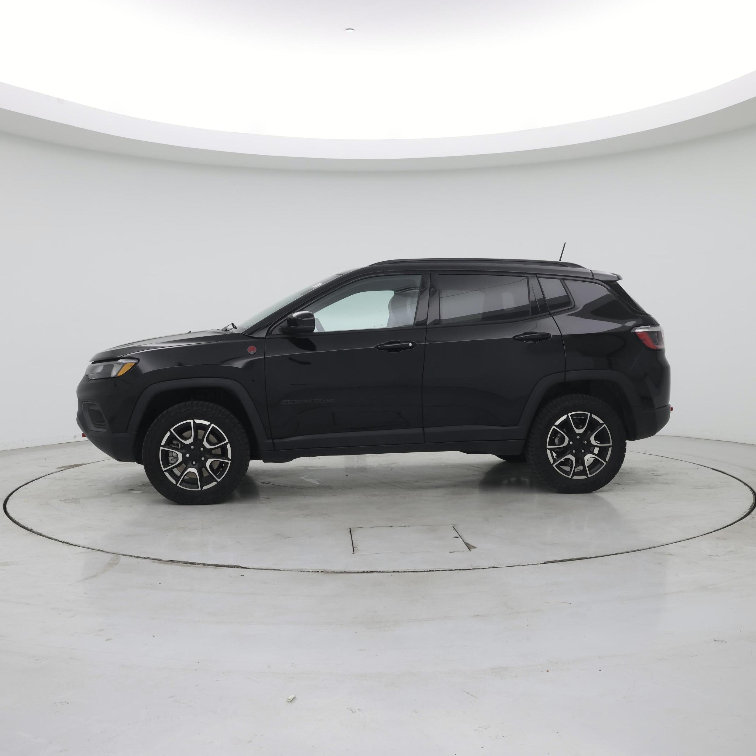 Thumbnail: 2024 Jeep Compass - 3