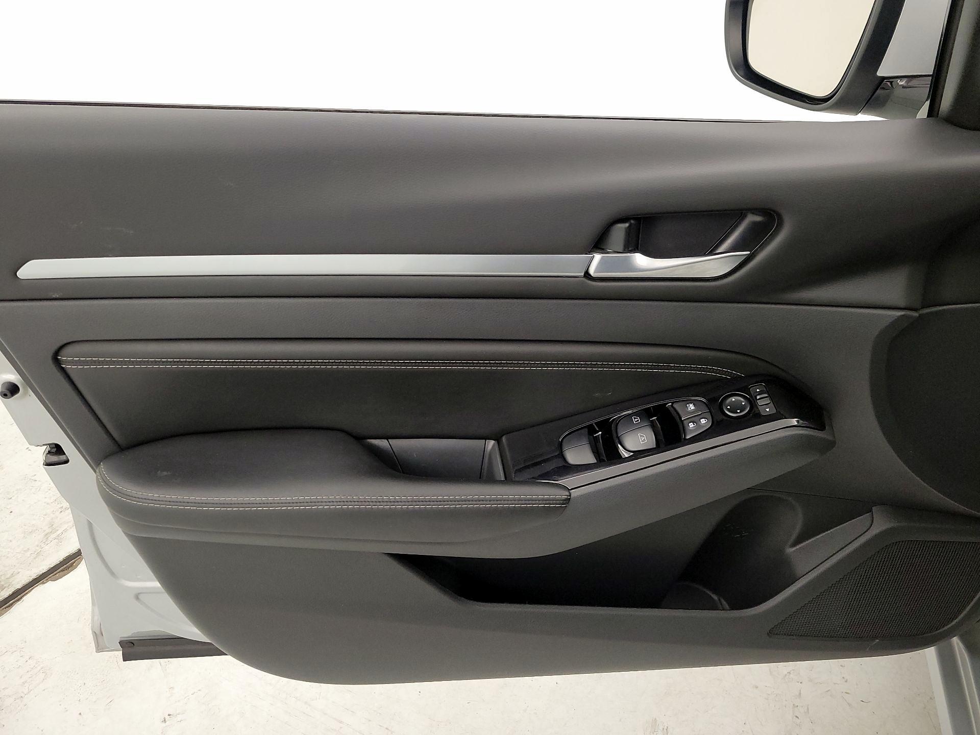 Thumbnail: 2022 Nissan Altima - 12