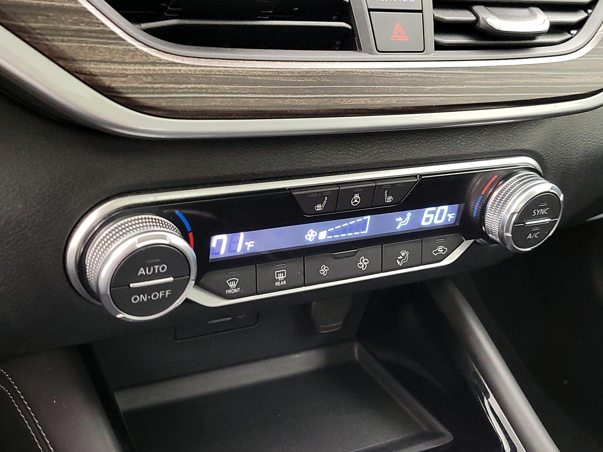 Thumbnail: 2022 Nissan Altima - 16