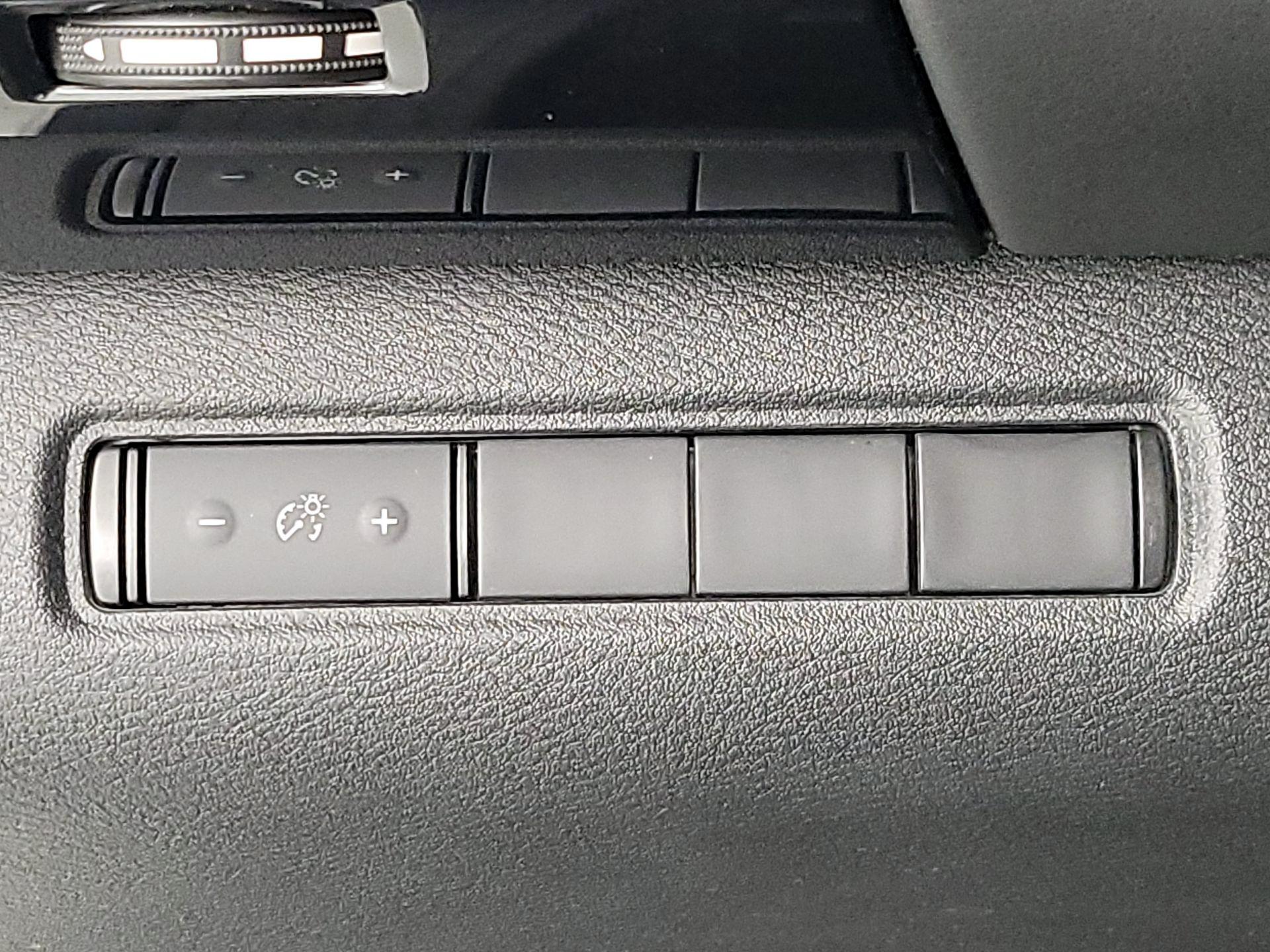 Thumbnail: 2022 Nissan Pathfinder - 13