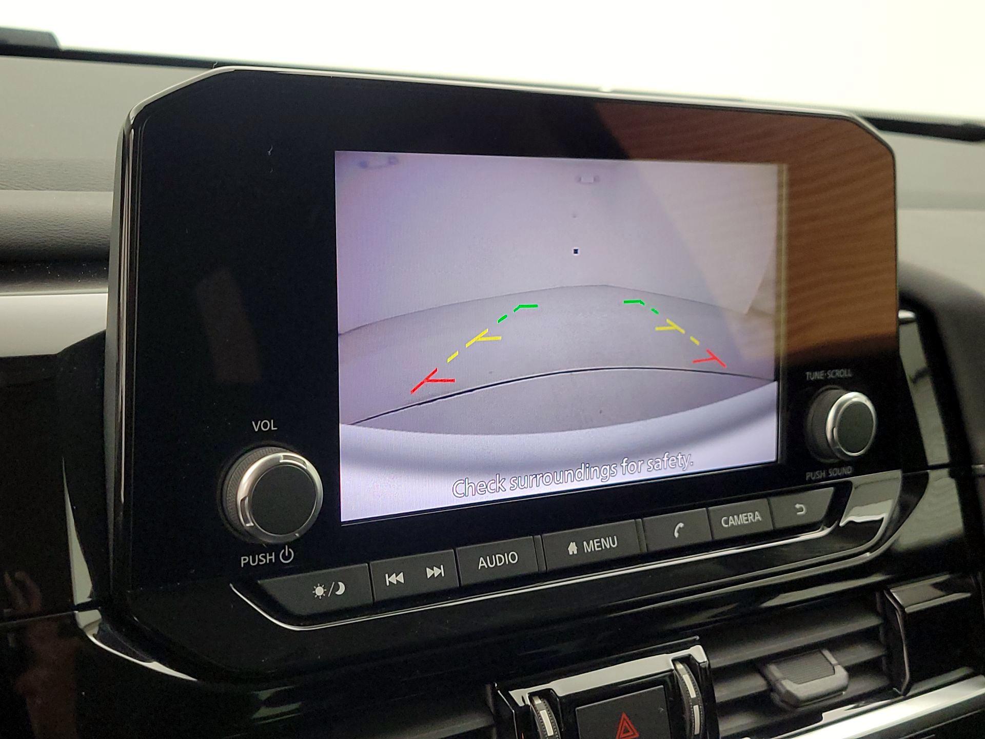 Thumbnail: 2022 Nissan Pathfinder - 14