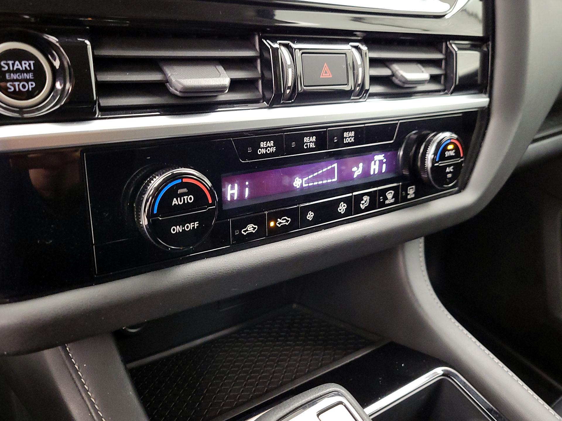 Thumbnail: 2022 Nissan Pathfinder - 16