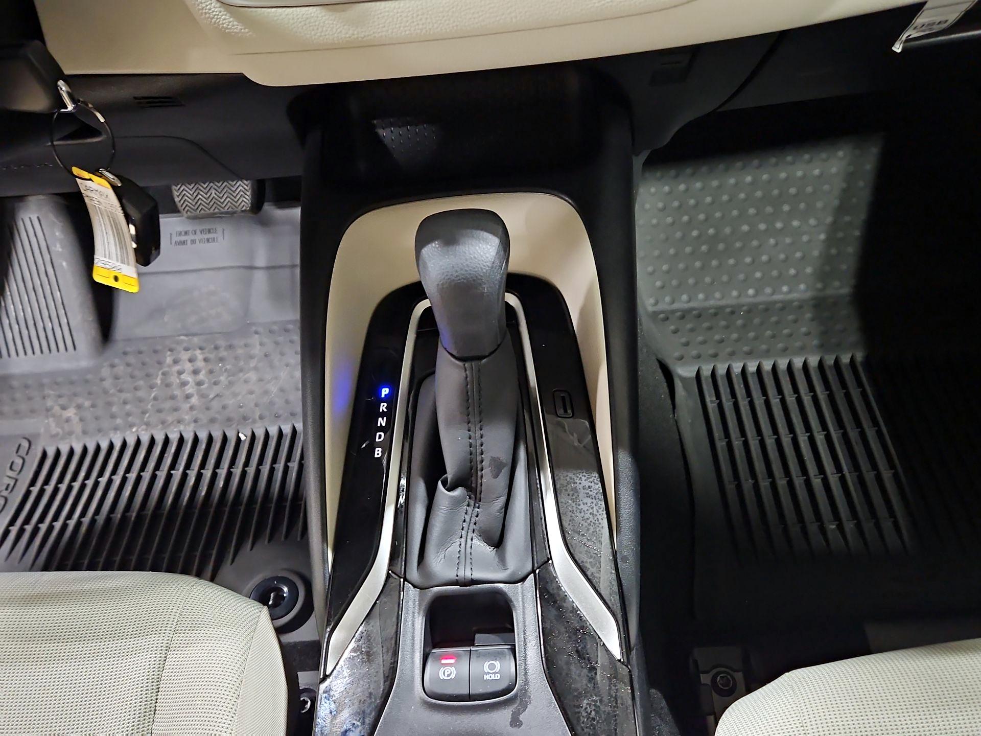 Thumbnail: 2022 Toyota Corolla - 17