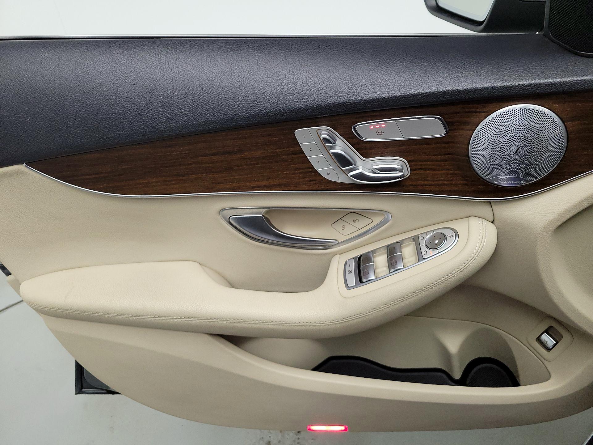 Thumbnail: 2021 Mercedes-Benz C-Class - 12