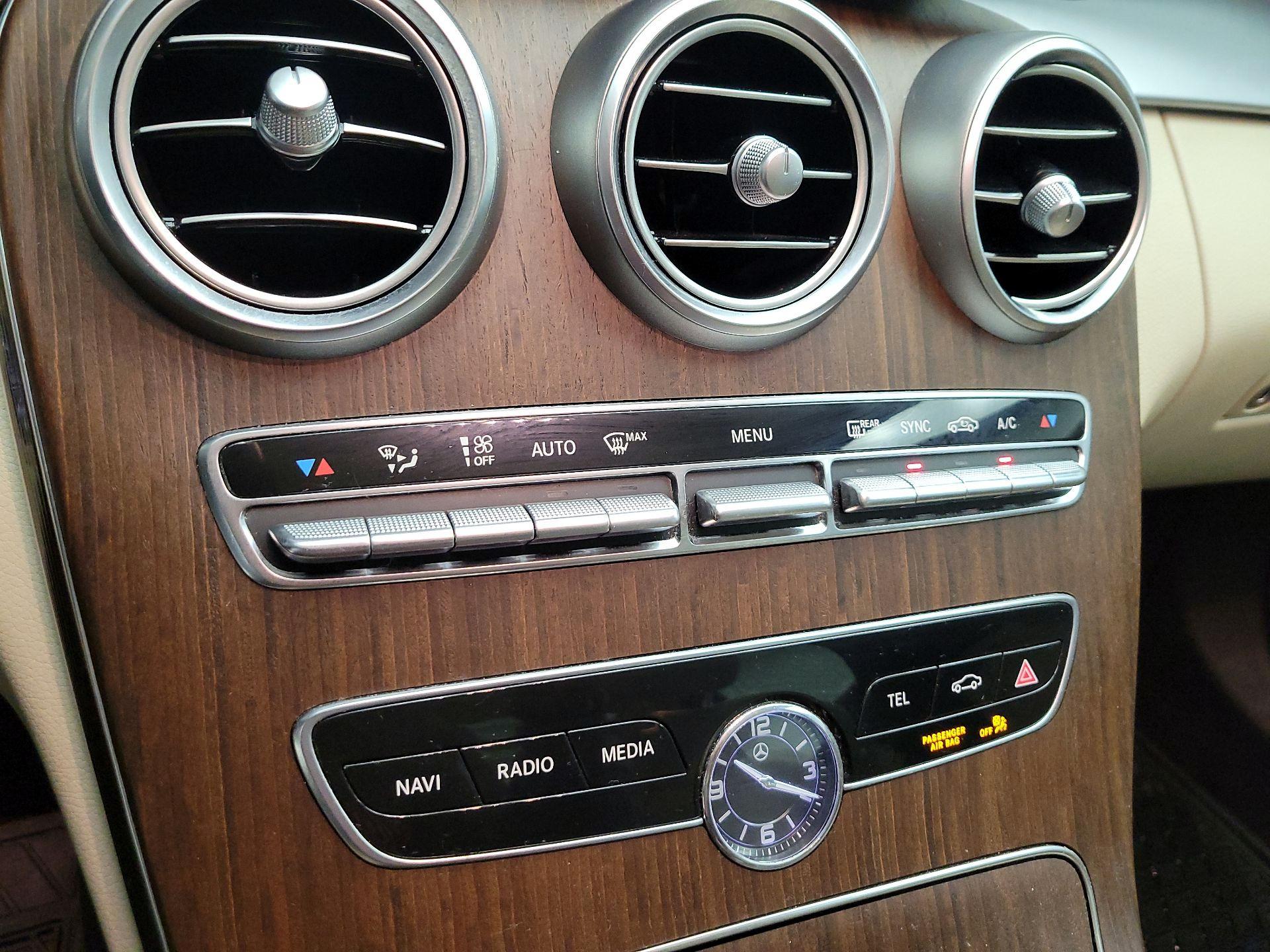 Thumbnail: 2021 Mercedes-Benz C-Class - 16