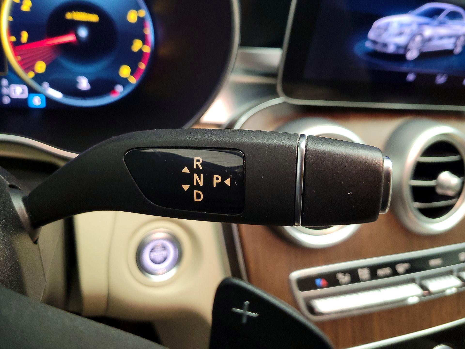 Thumbnail: 2021 Mercedes-Benz C-Class - 17