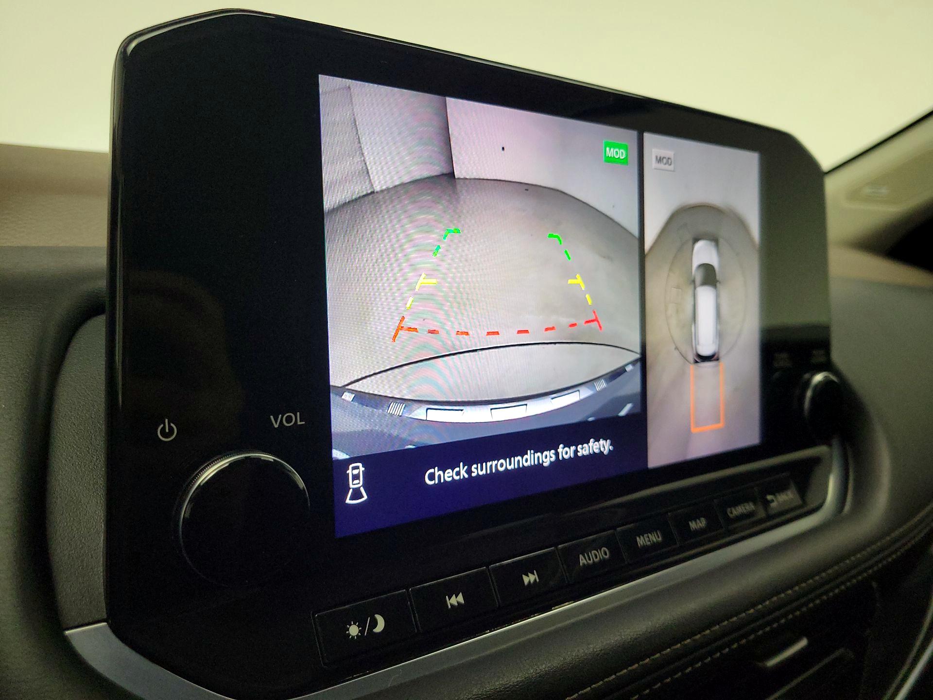 Thumbnail: 2022 Nissan Rogue - 15