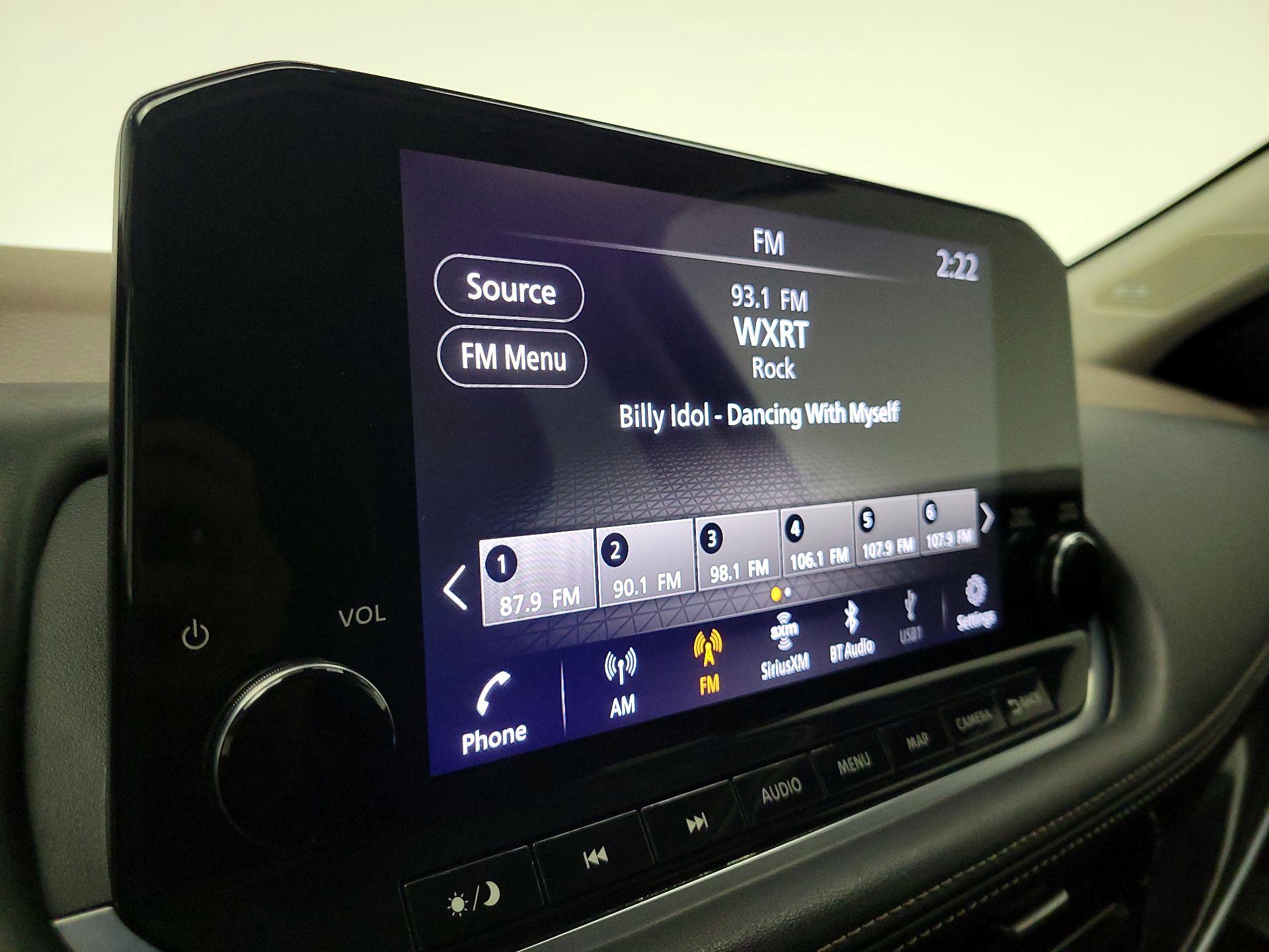 Thumbnail: 2022 Nissan Rogue - 16