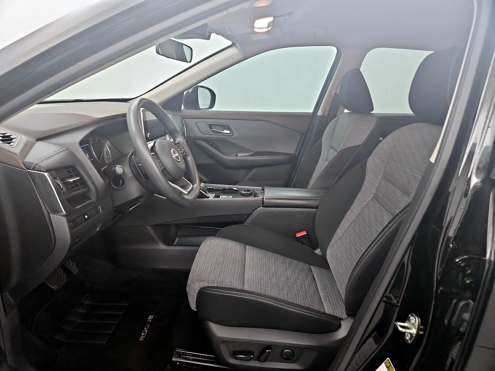 Thumbnail: 2023 Nissan Rogue - 11