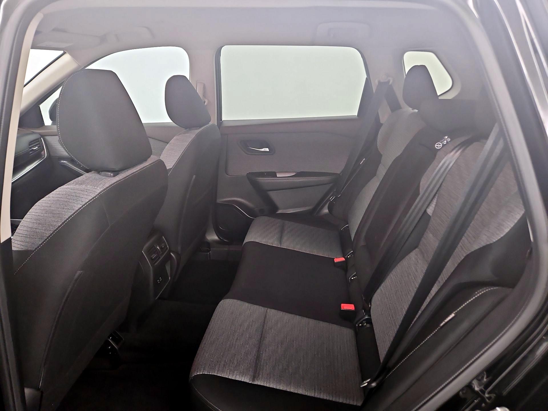 Thumbnail: 2023 Nissan Rogue - 19