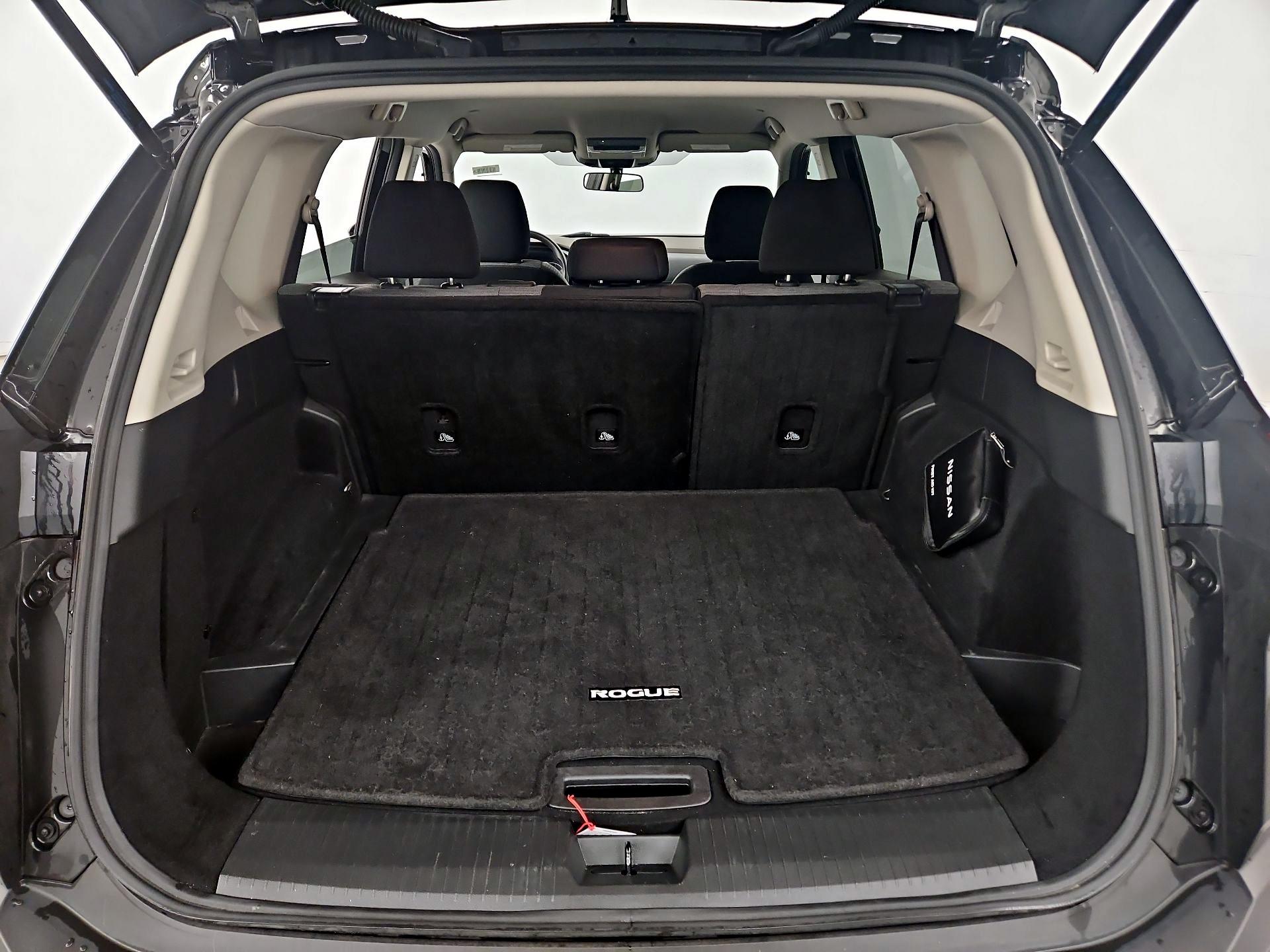 Thumbnail: 2023 Nissan Rogue - 20