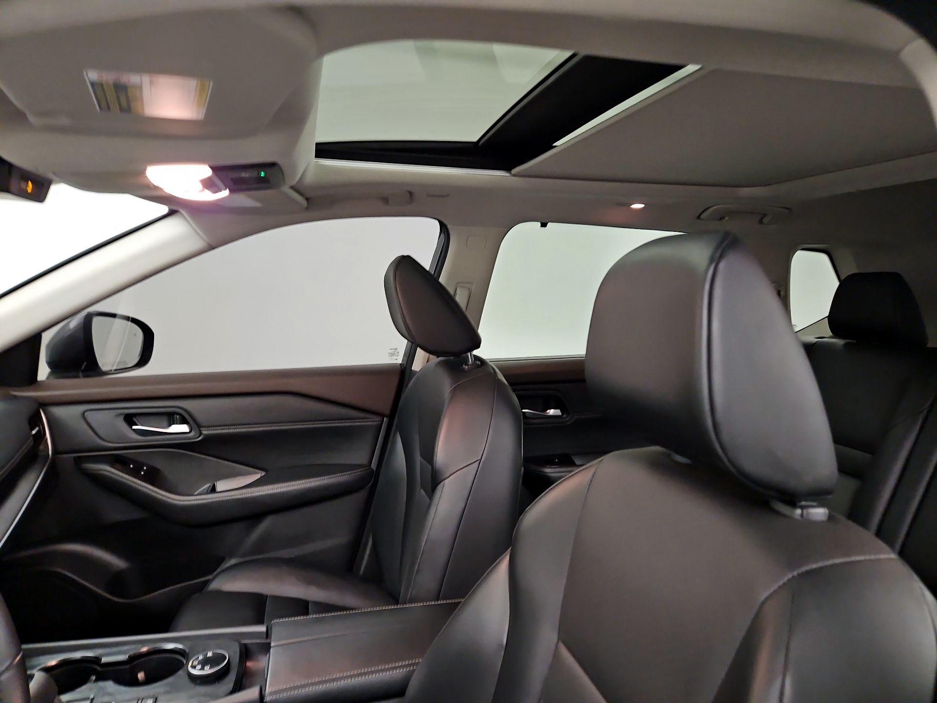 Thumbnail: 2023 Nissan Rogue - 19