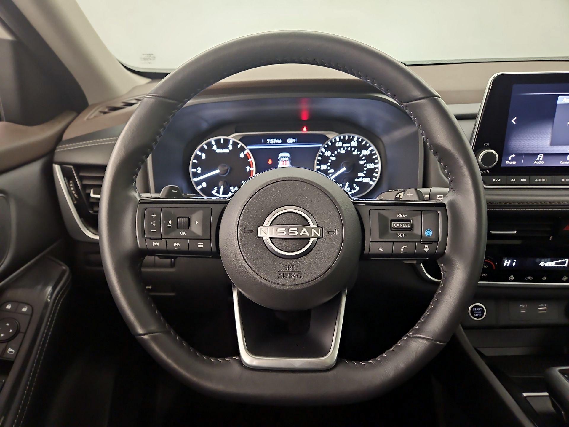 Thumbnail: 2023 Nissan Rogue - 10