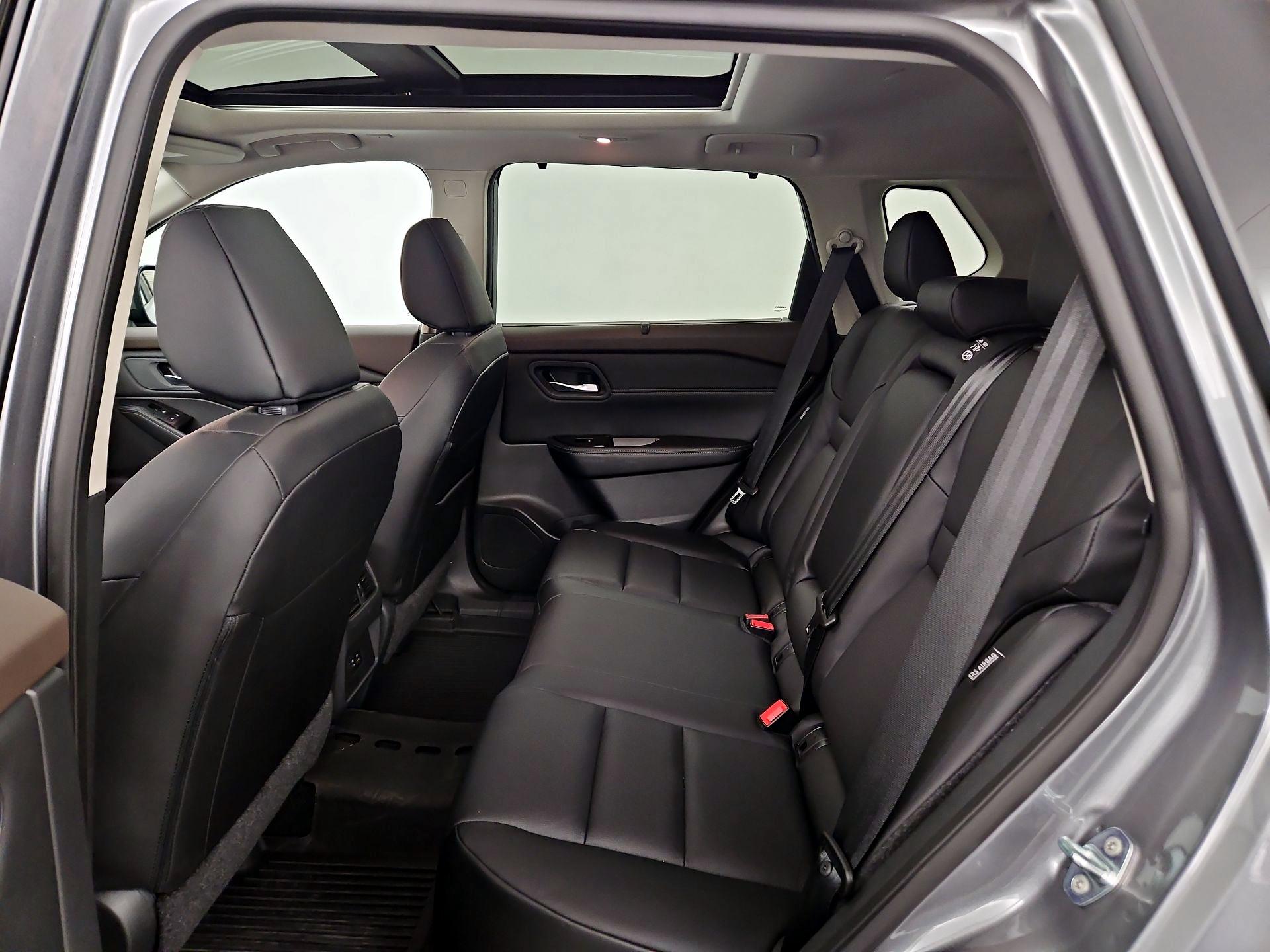 Thumbnail: 2023 Nissan Rogue - 20